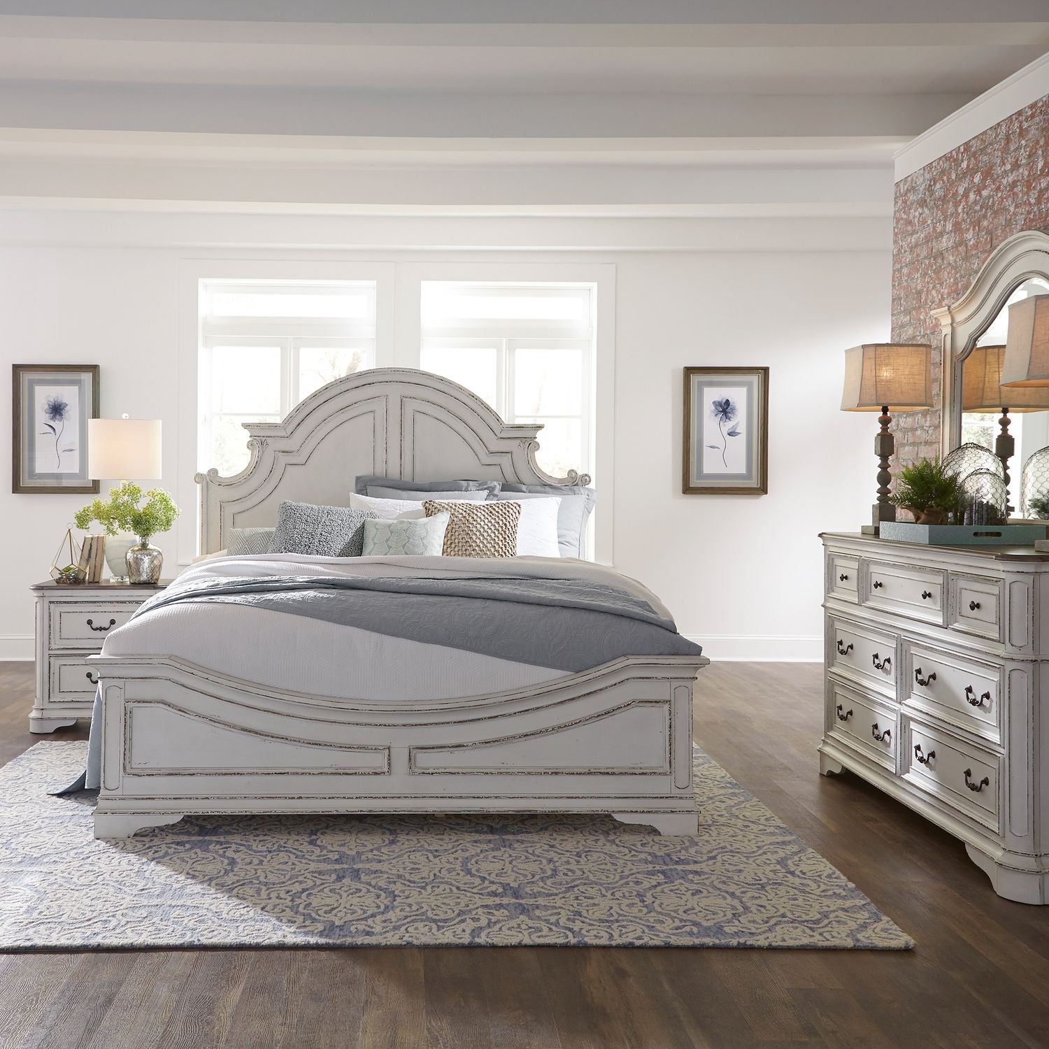 King Panel Bed, Dresser & Mirror, Night Stand