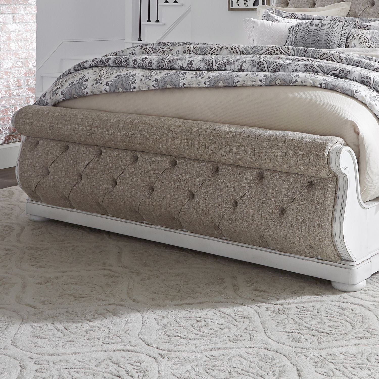 Queen Uph Sleigh Footboard