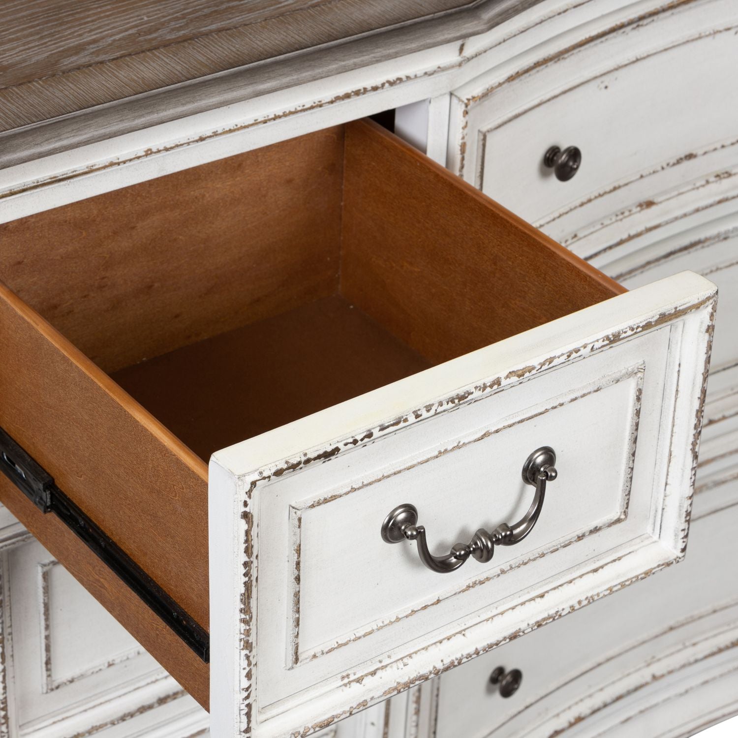9 Drawer Dresser