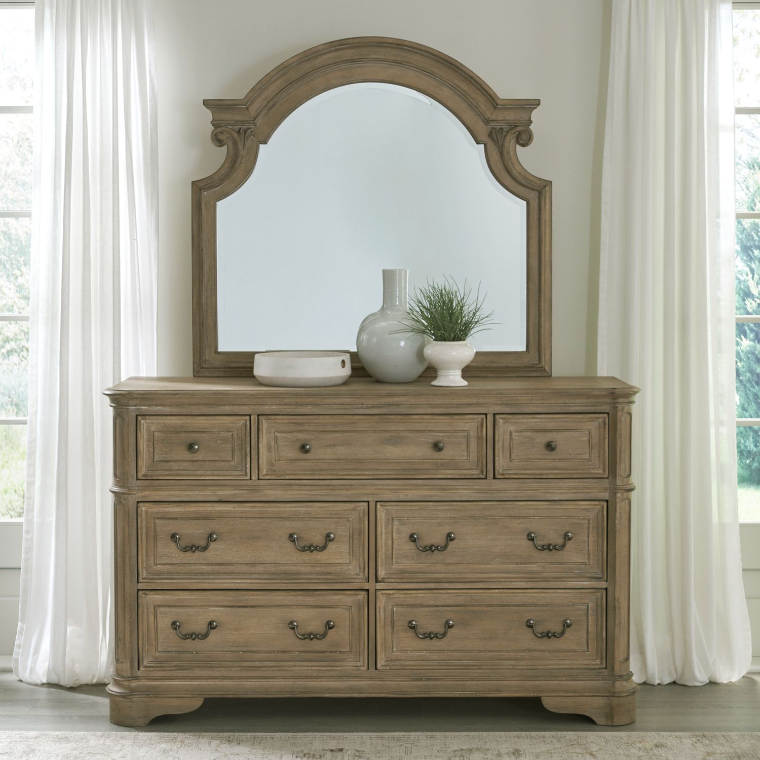 Dresser & Mirror