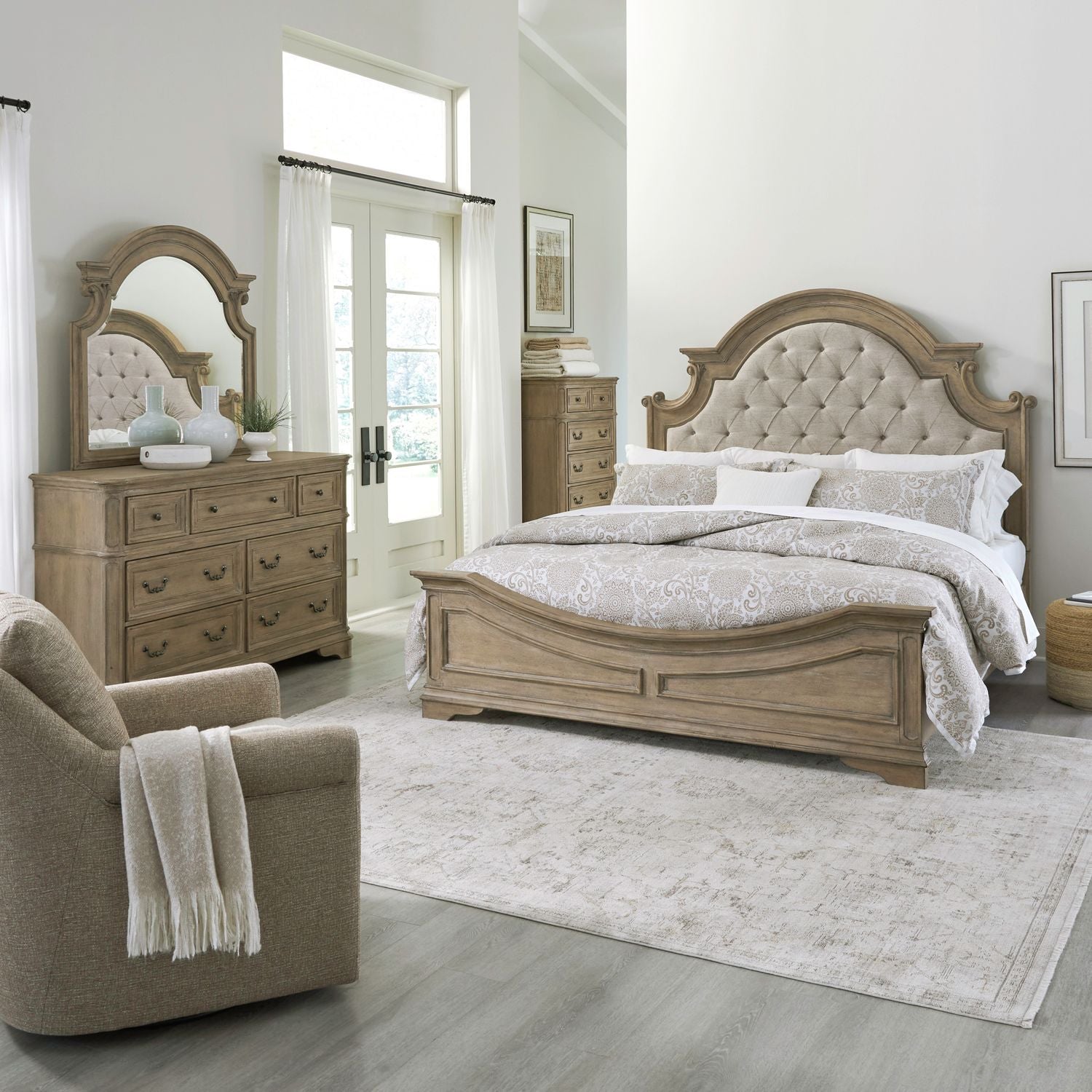 Queen Uph Bed, Dresser & Mirror, Chest