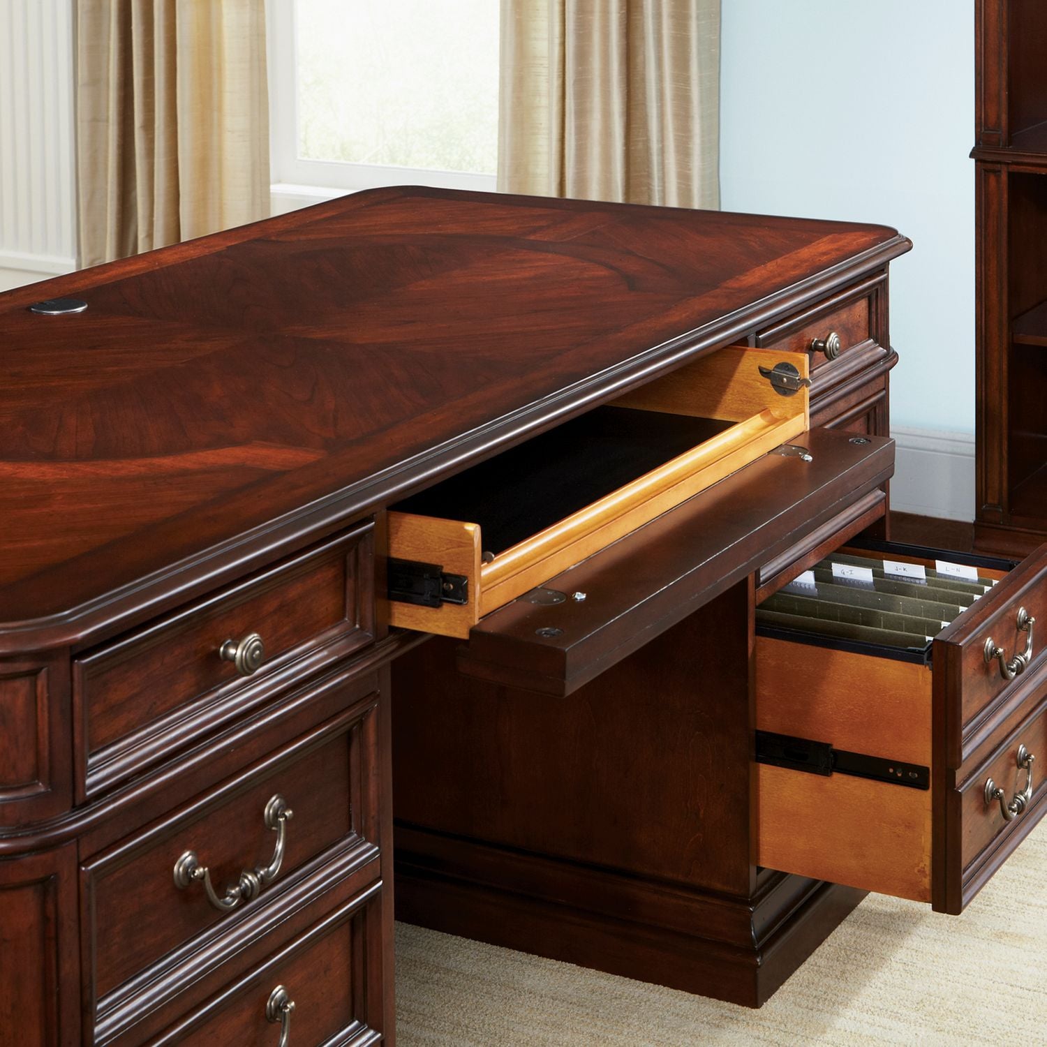 5 Piece Jr Executive Set