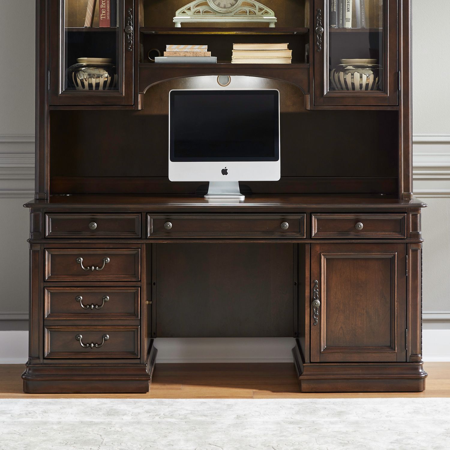 Credenza