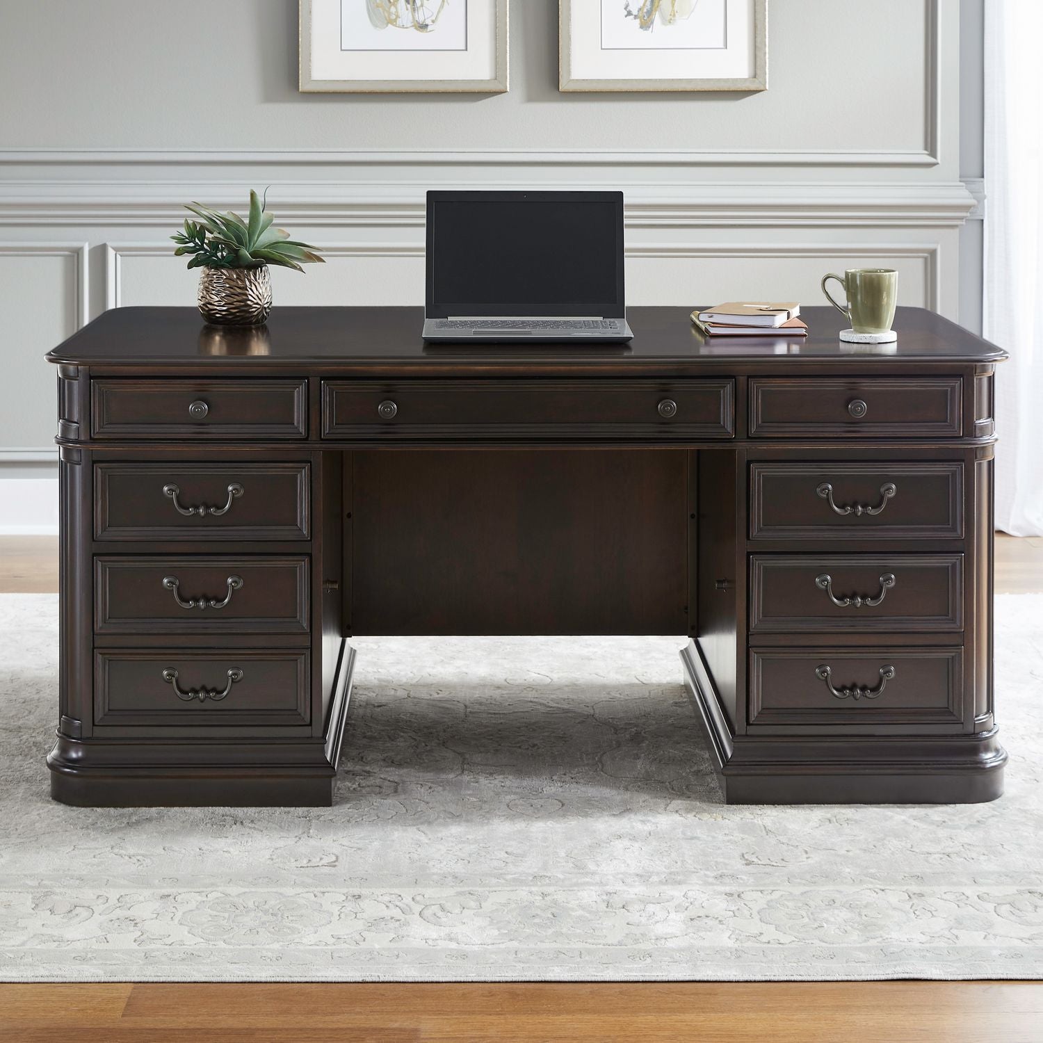 Jr Executive Desk