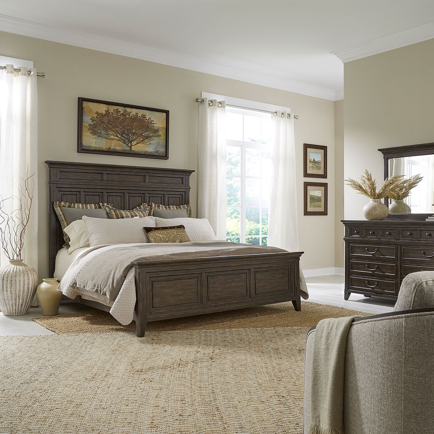 King Panel Bed, Dresser & Mirror
