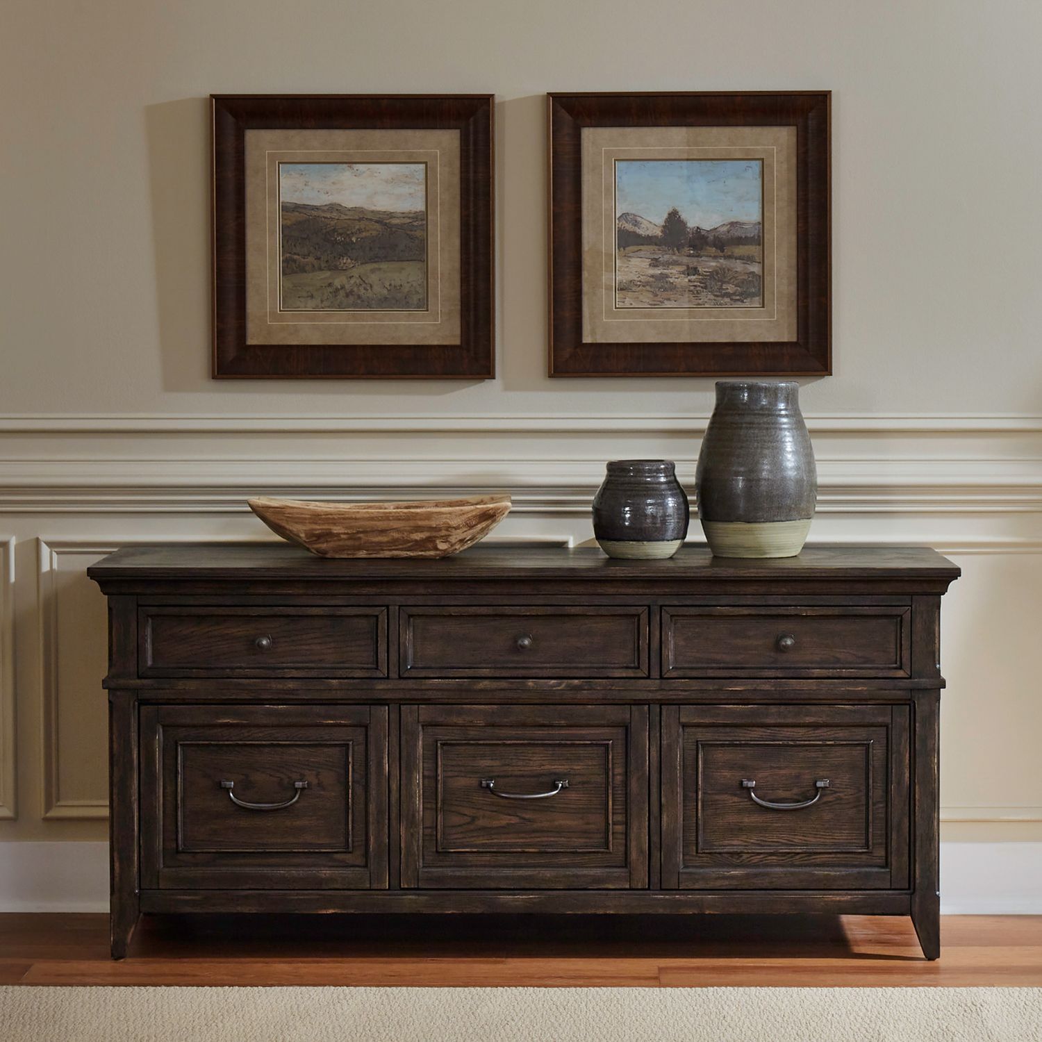 Credenza