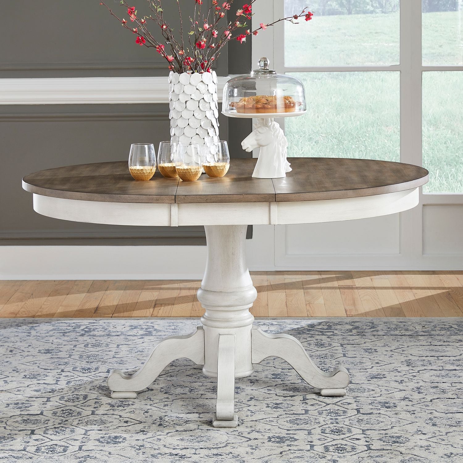 Pedestal Table Set