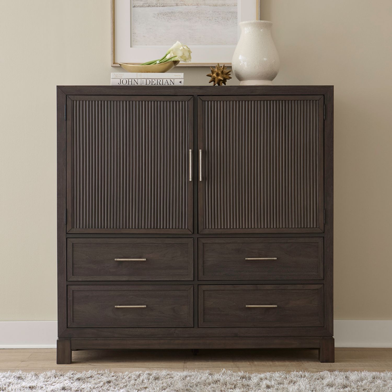 Dressing Chest