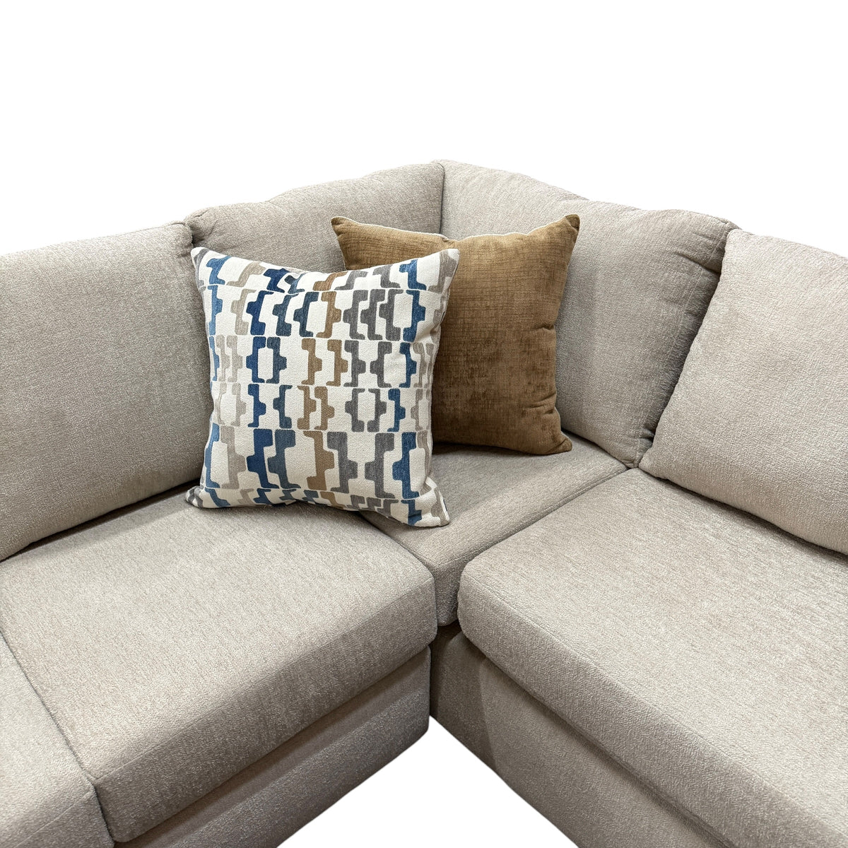 Westwood Sectional with Right Bumper Chaise