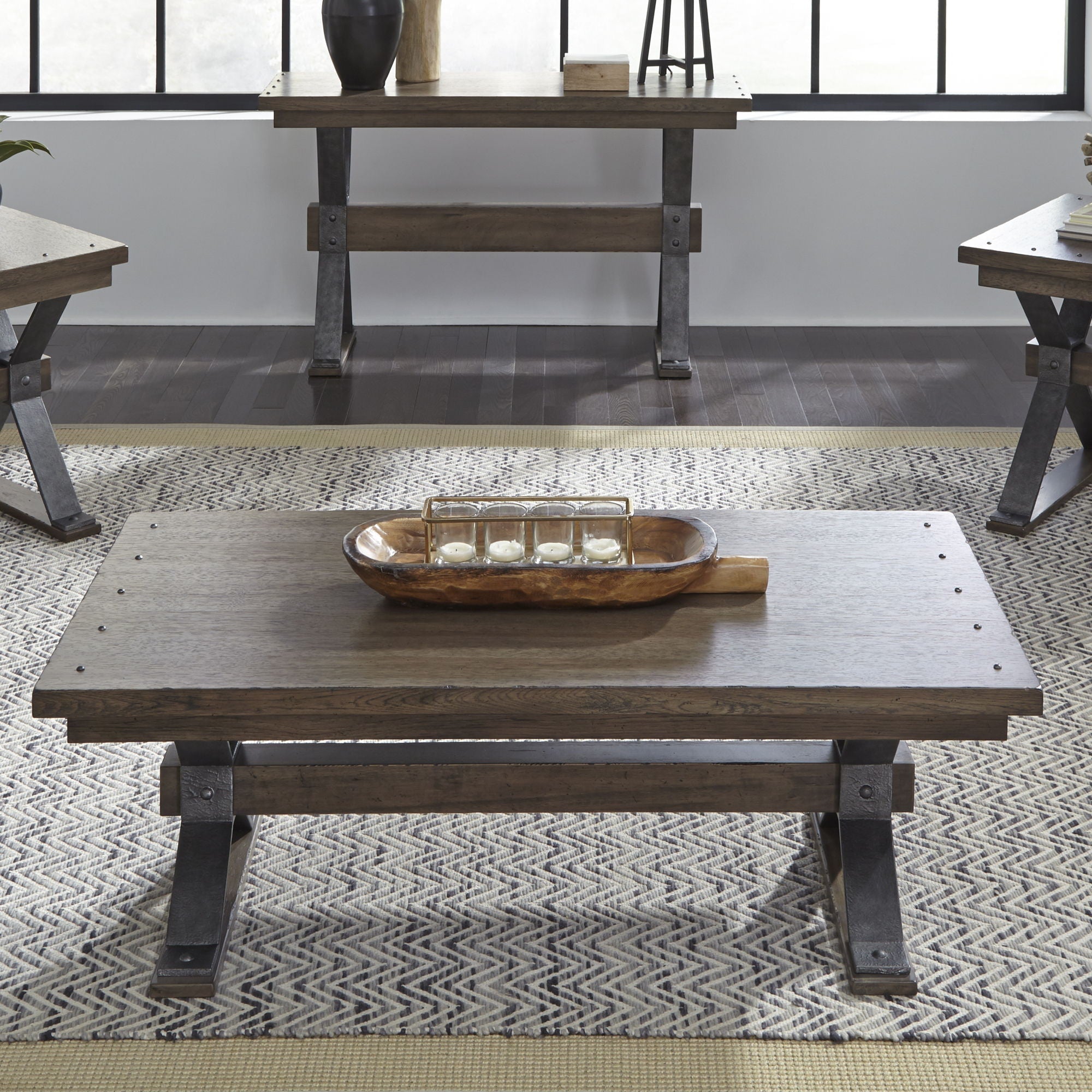 Sonoma Road - Table