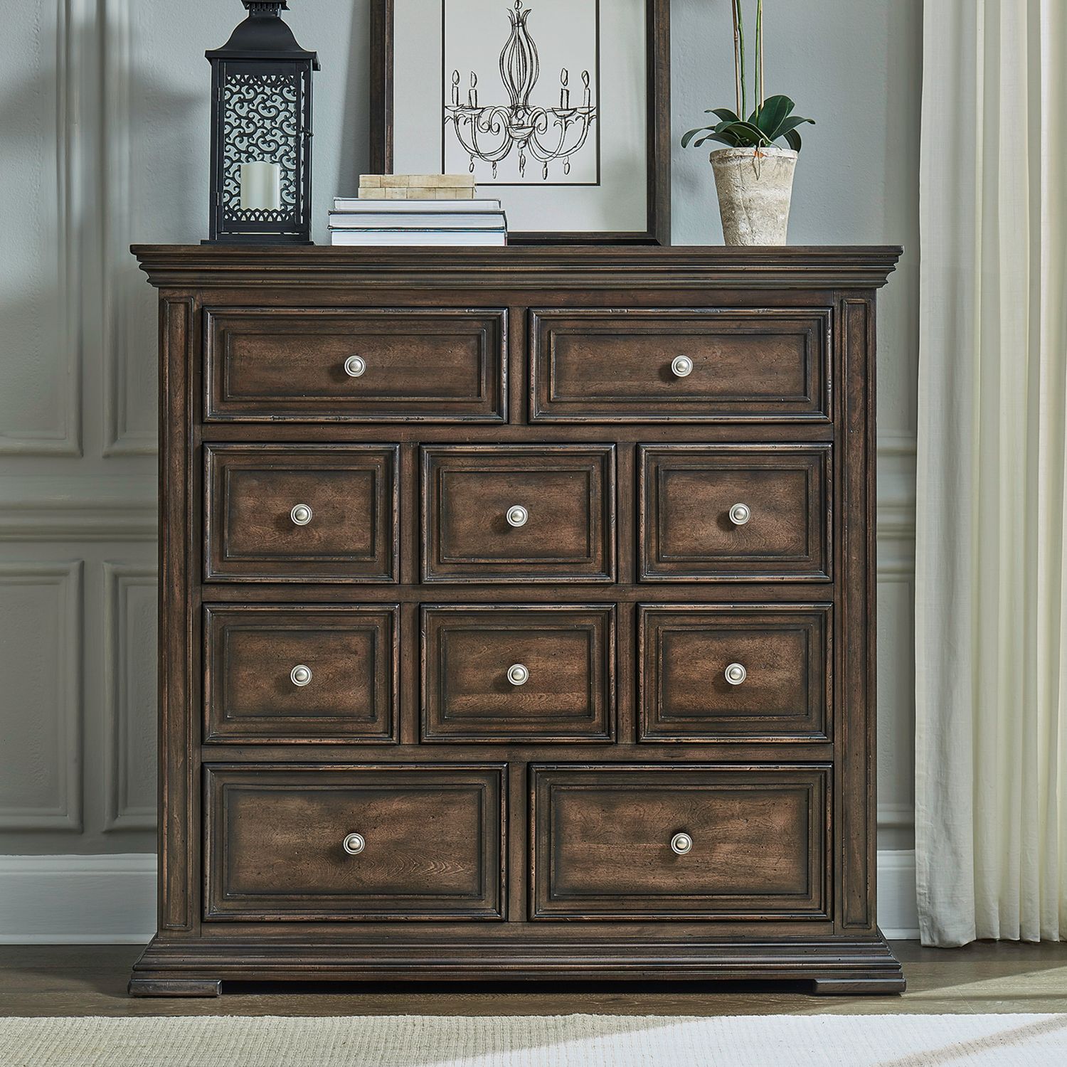 10 Drawer Chesser