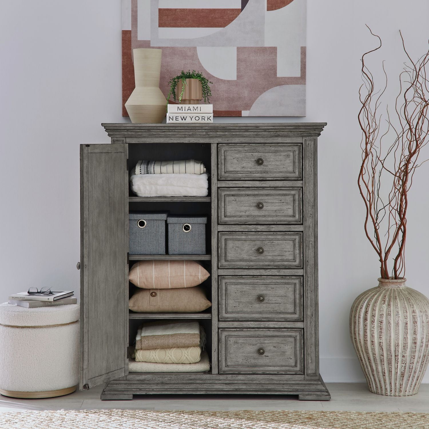 Door Chest