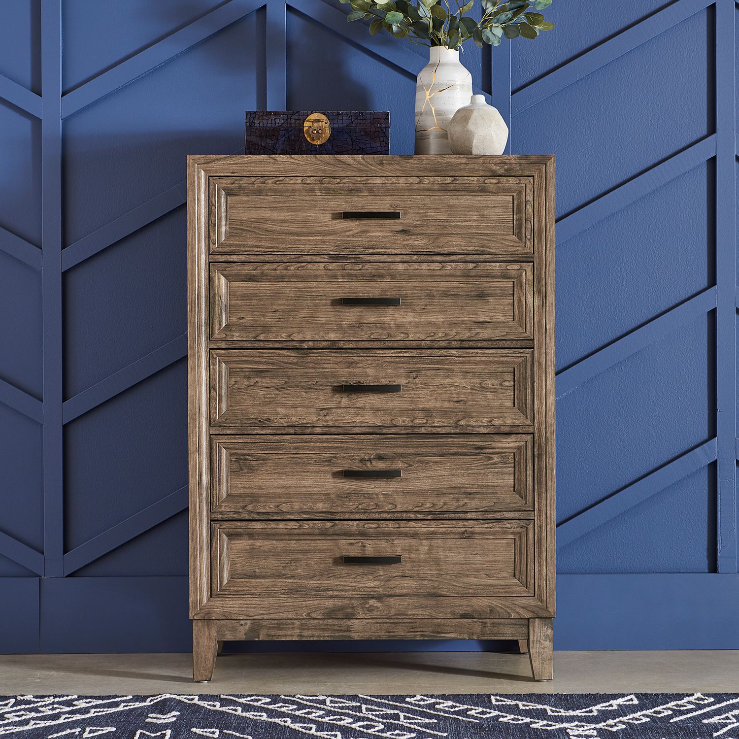 King California Panel Bed, Dresser & Mirror, Chest
