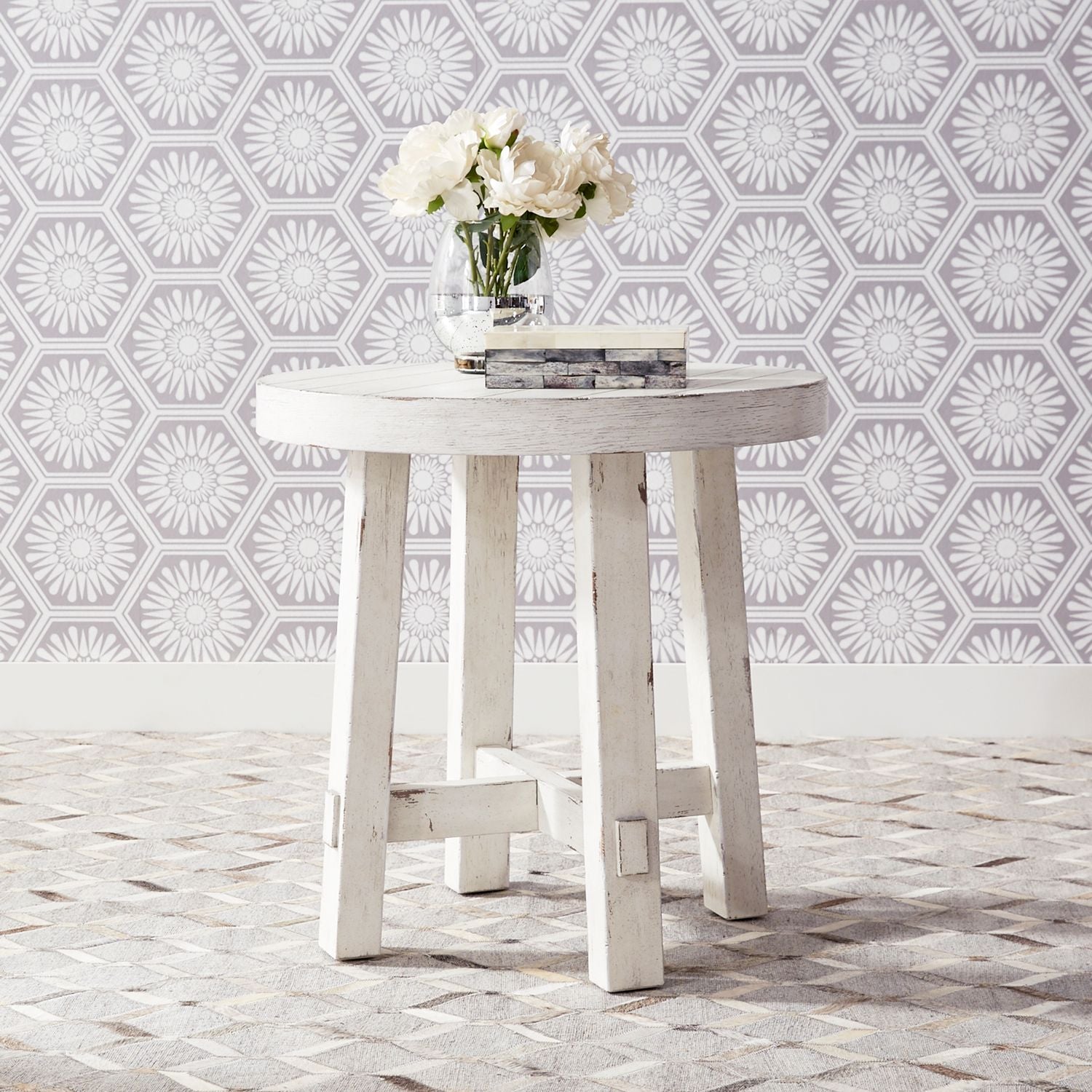 Splay Leg Round End Table