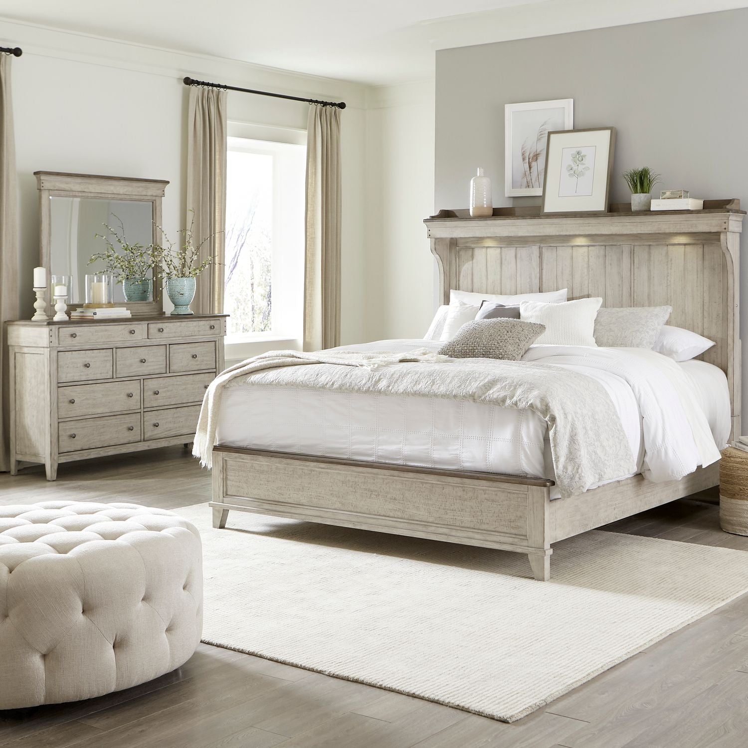 King California Mantle Bed, Dresser & Mirror
