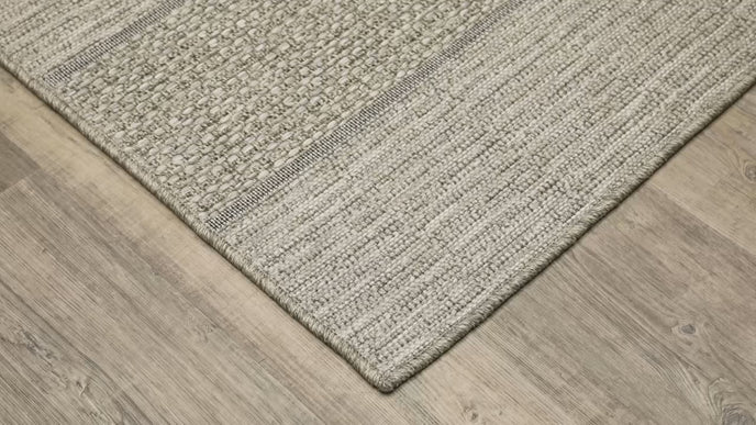 Oriental Weavers Tortuga TR01A Beige/Black Area Rug