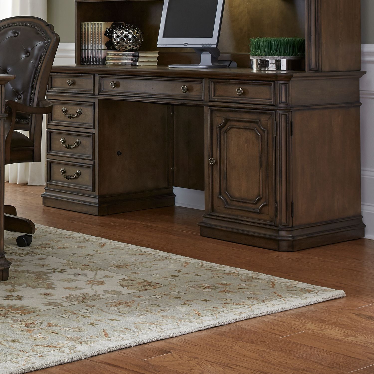 Credenza