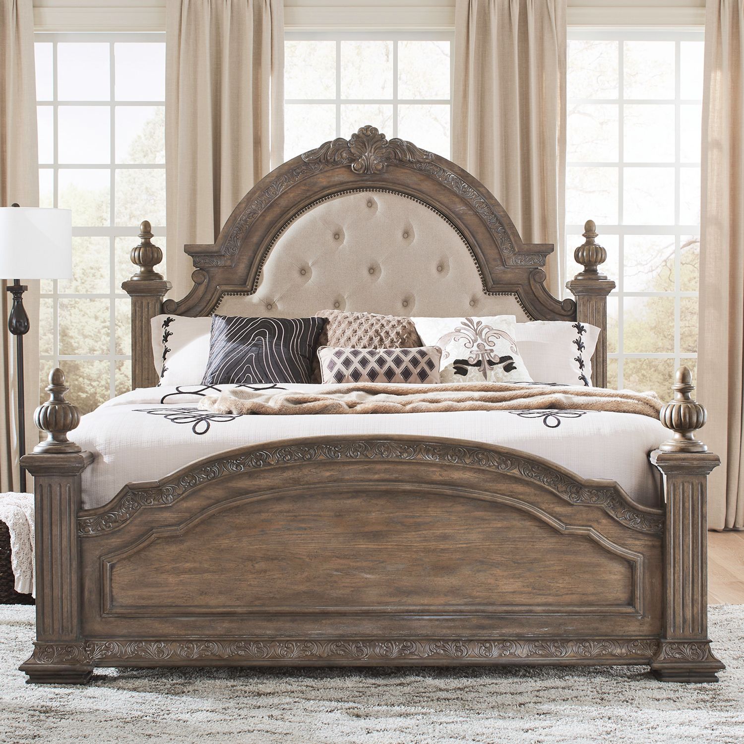 Queen Poster Bed
