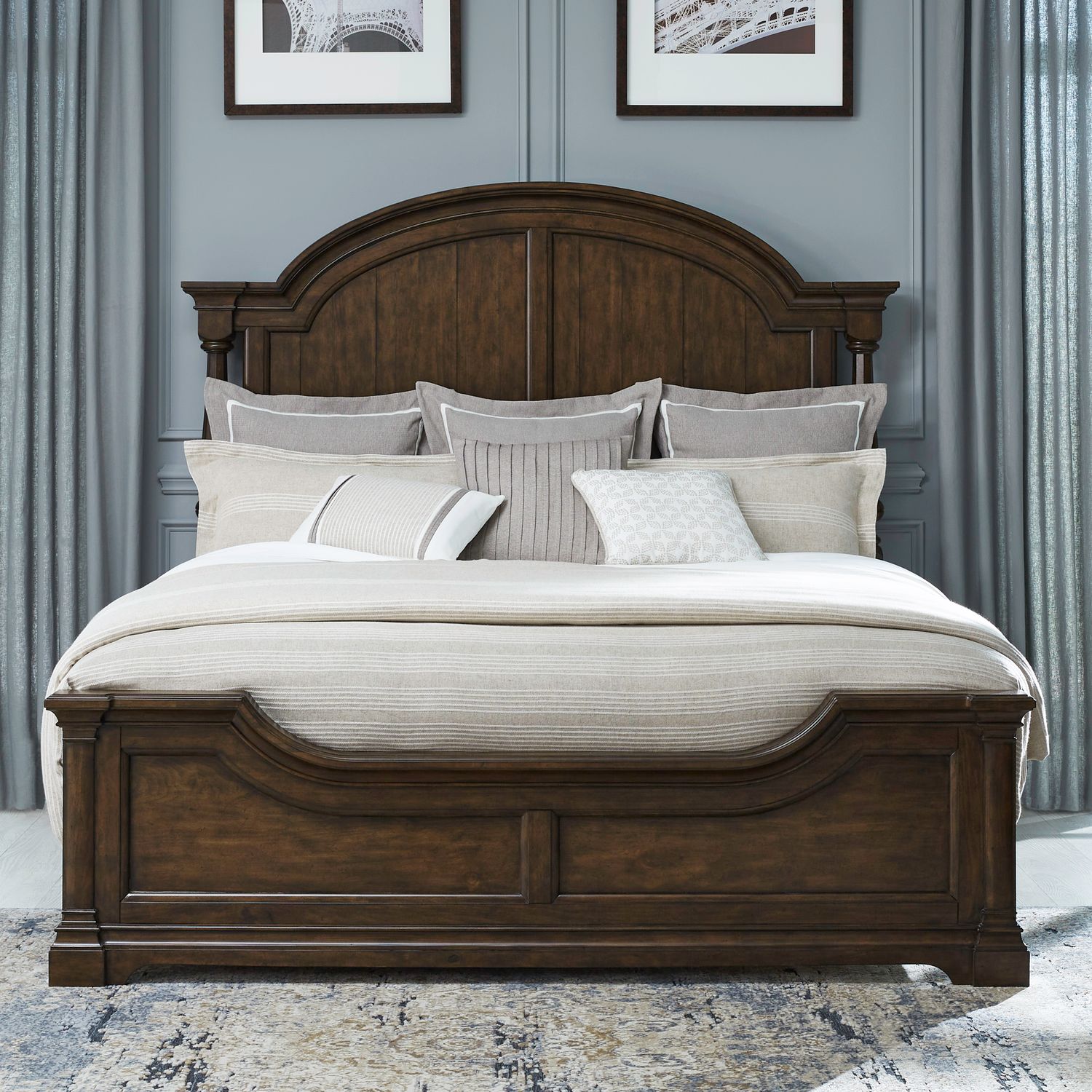 Queen Poster Bed