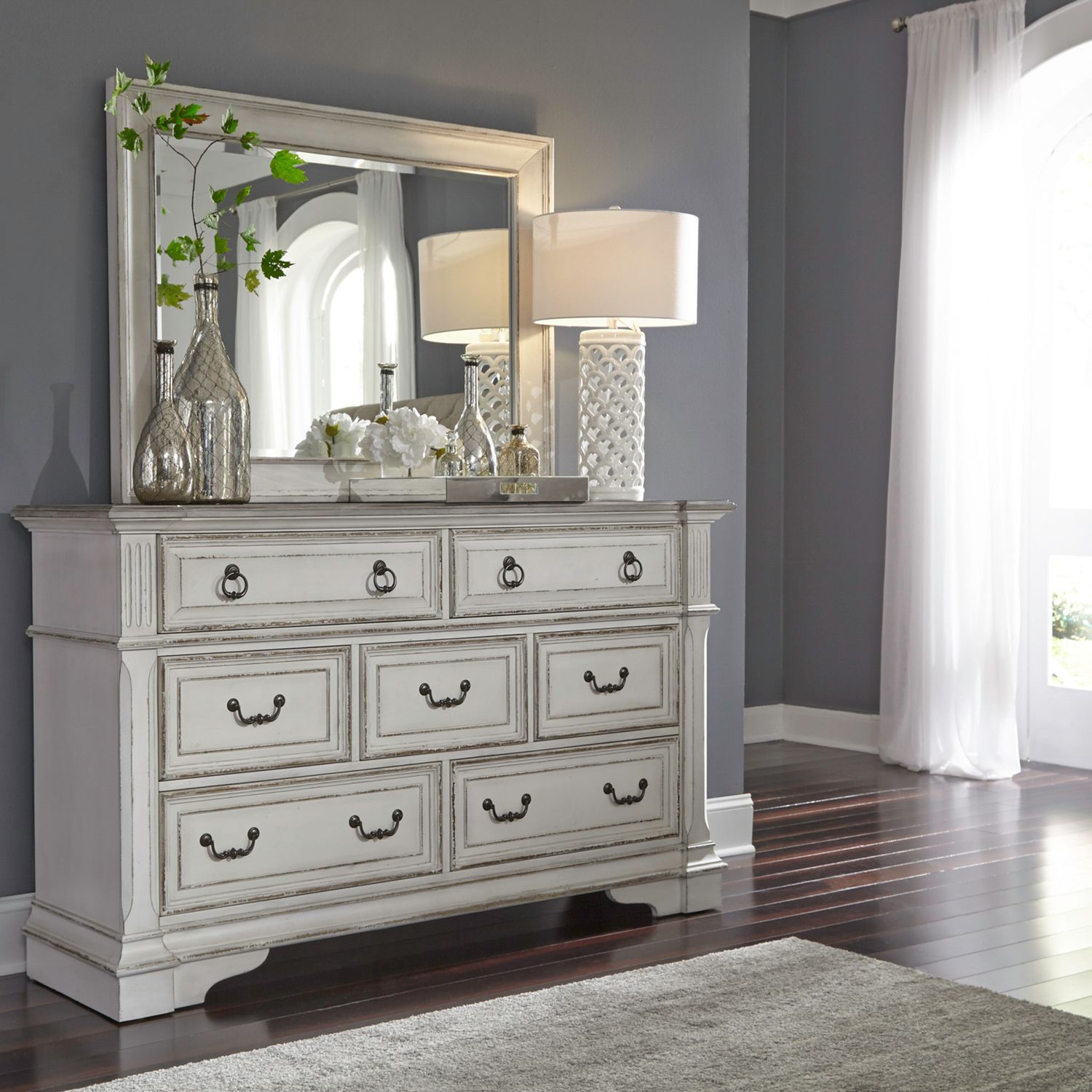 Dresser & Mirror