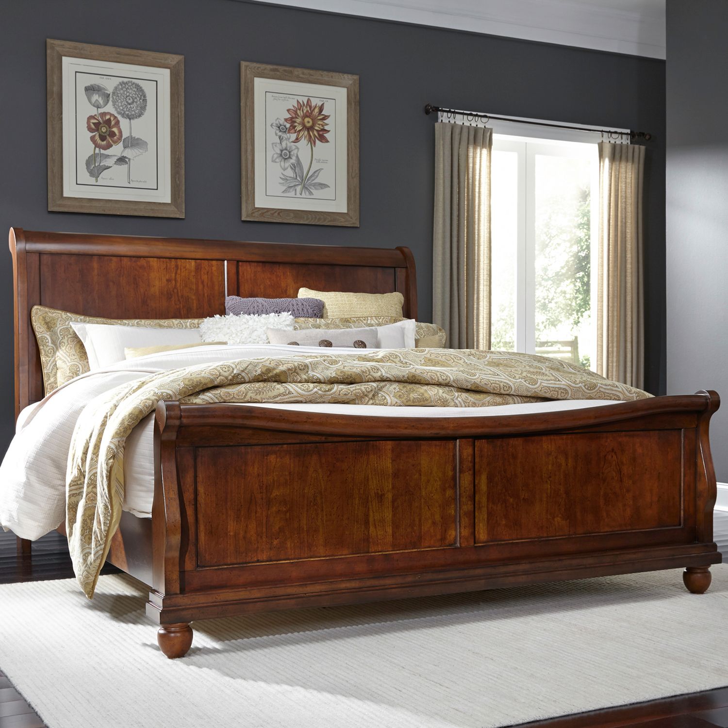 Queen Sleigh Bed