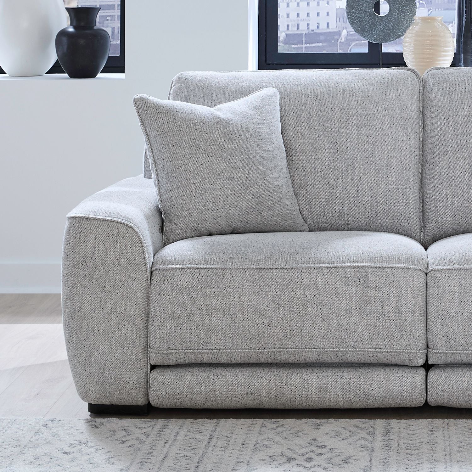 L Arm Recliner P2 & ZW