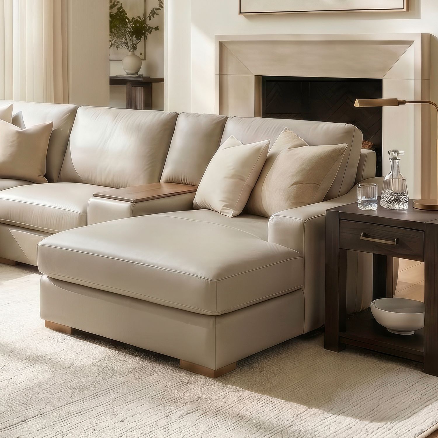 R Arm Chaise