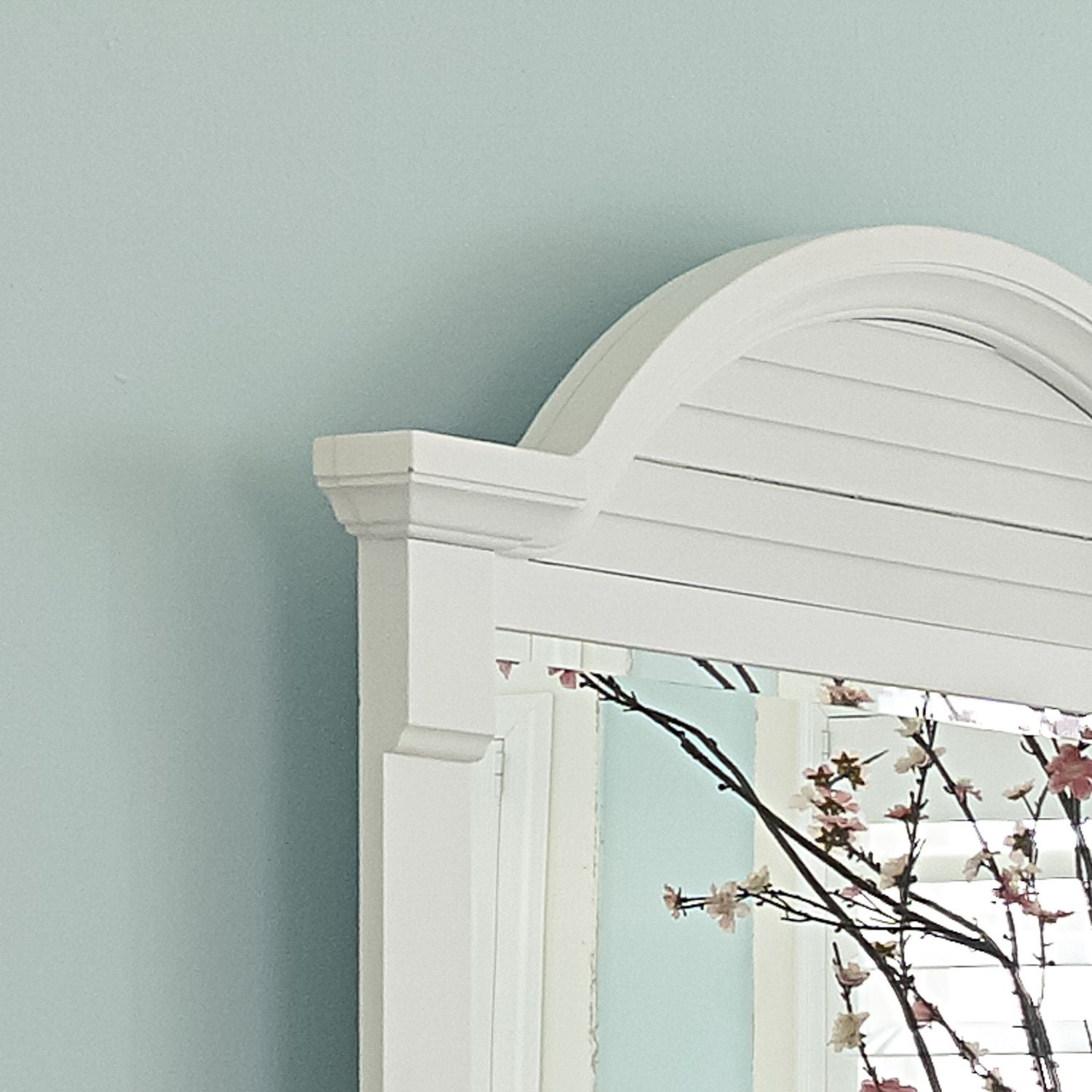 Dresser & Mirror