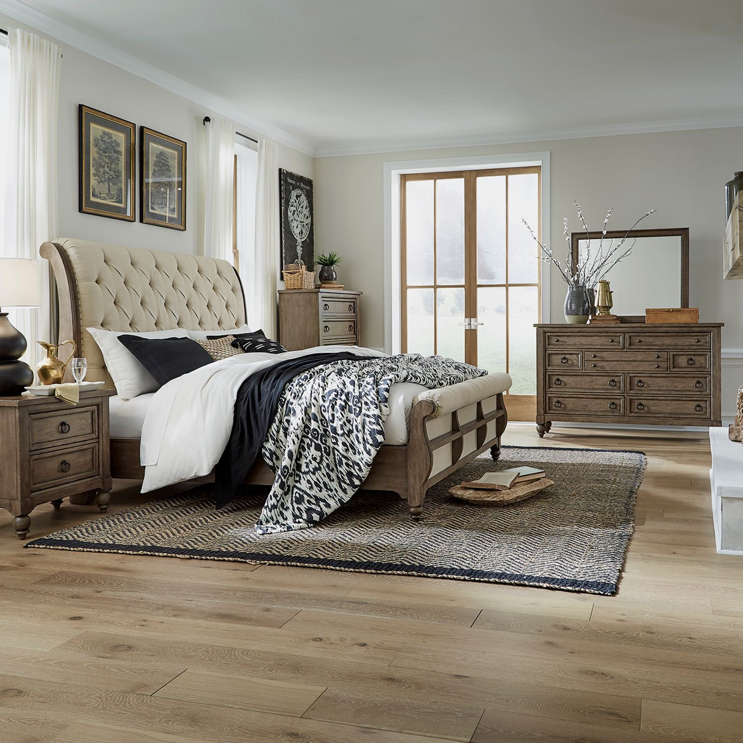 King California Sleigh Bed, Dresser & Mirror, Chest, Night Stand