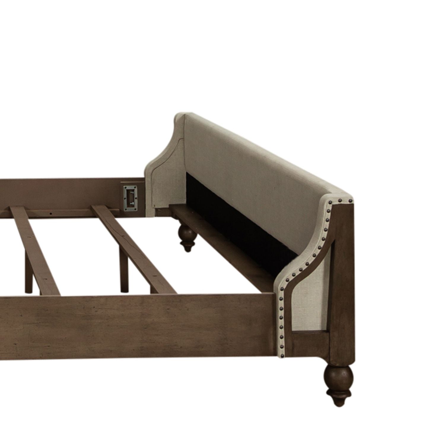 Cali King Uph Shelter Footboard
