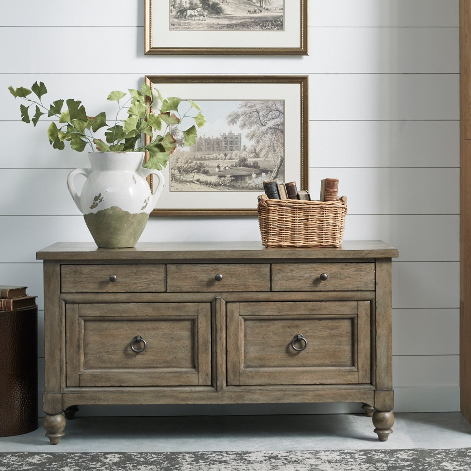 Credenza