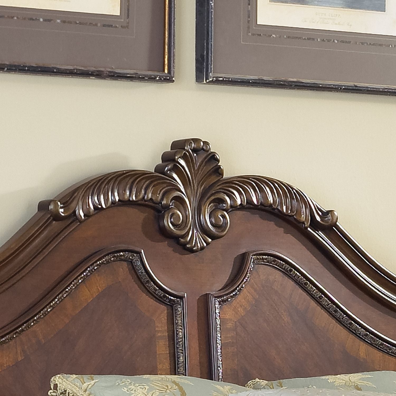 Queen Sleigh Bed