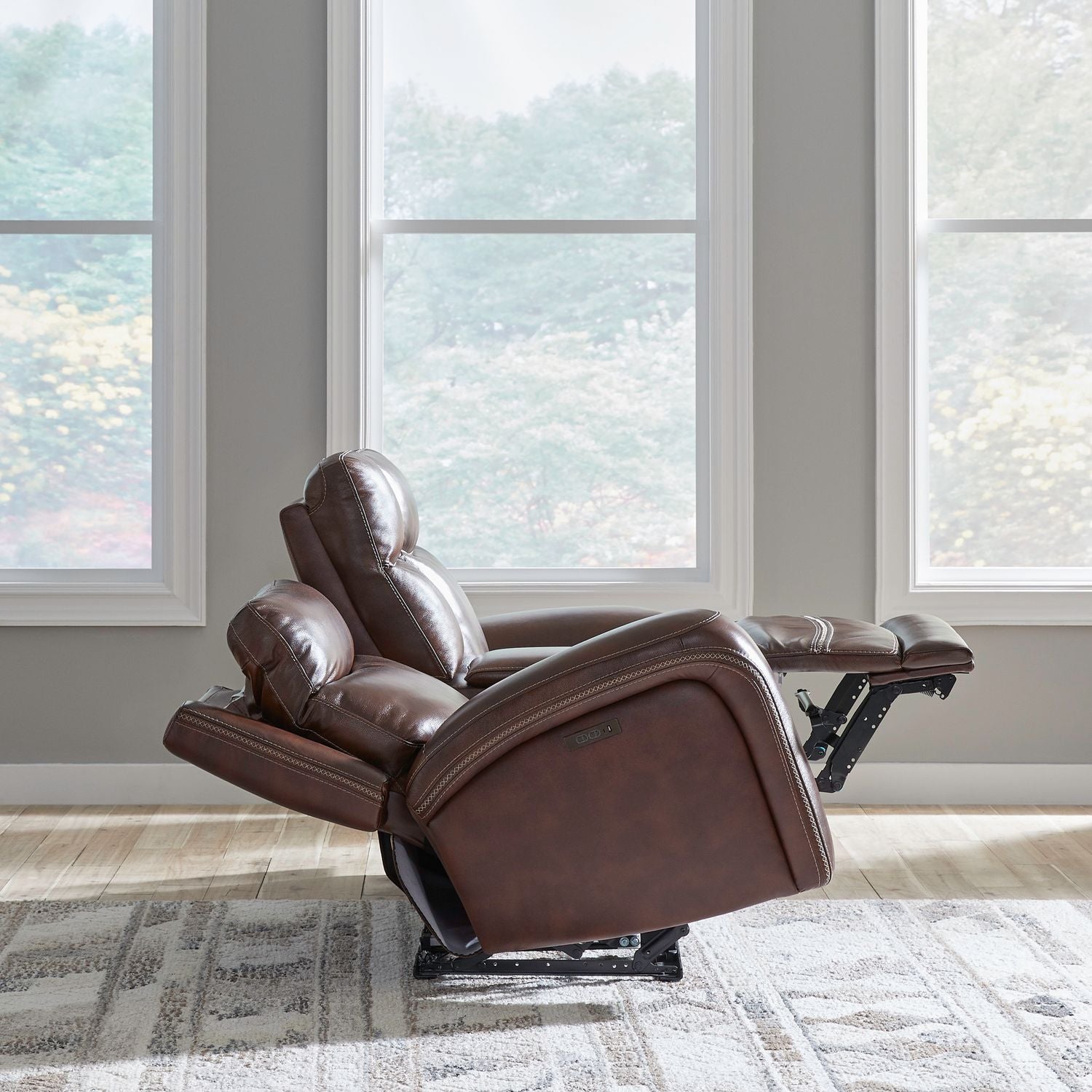 Loveseat w/Console P2 & ZG - Cognac