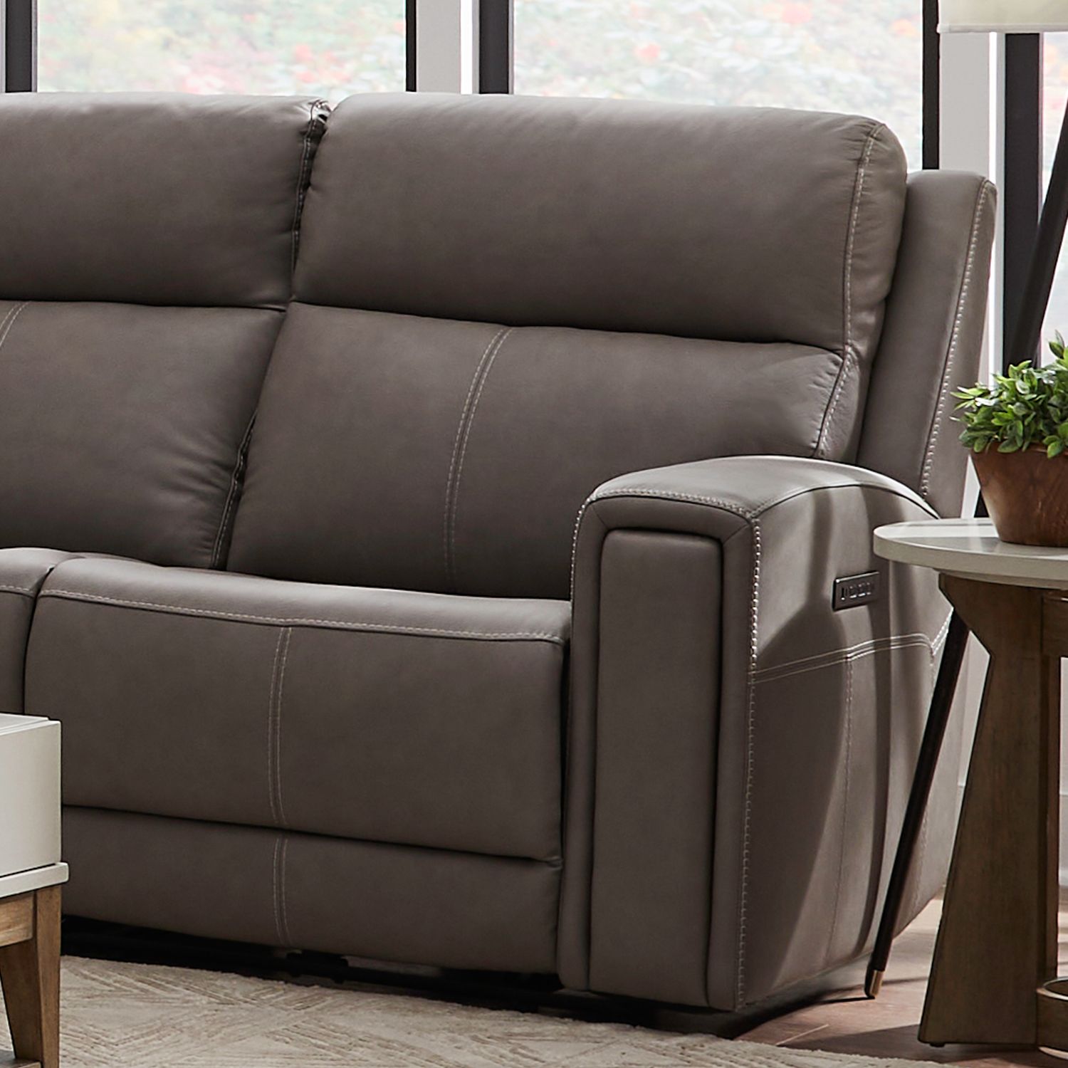 R Arm Recliner P3 & ZW