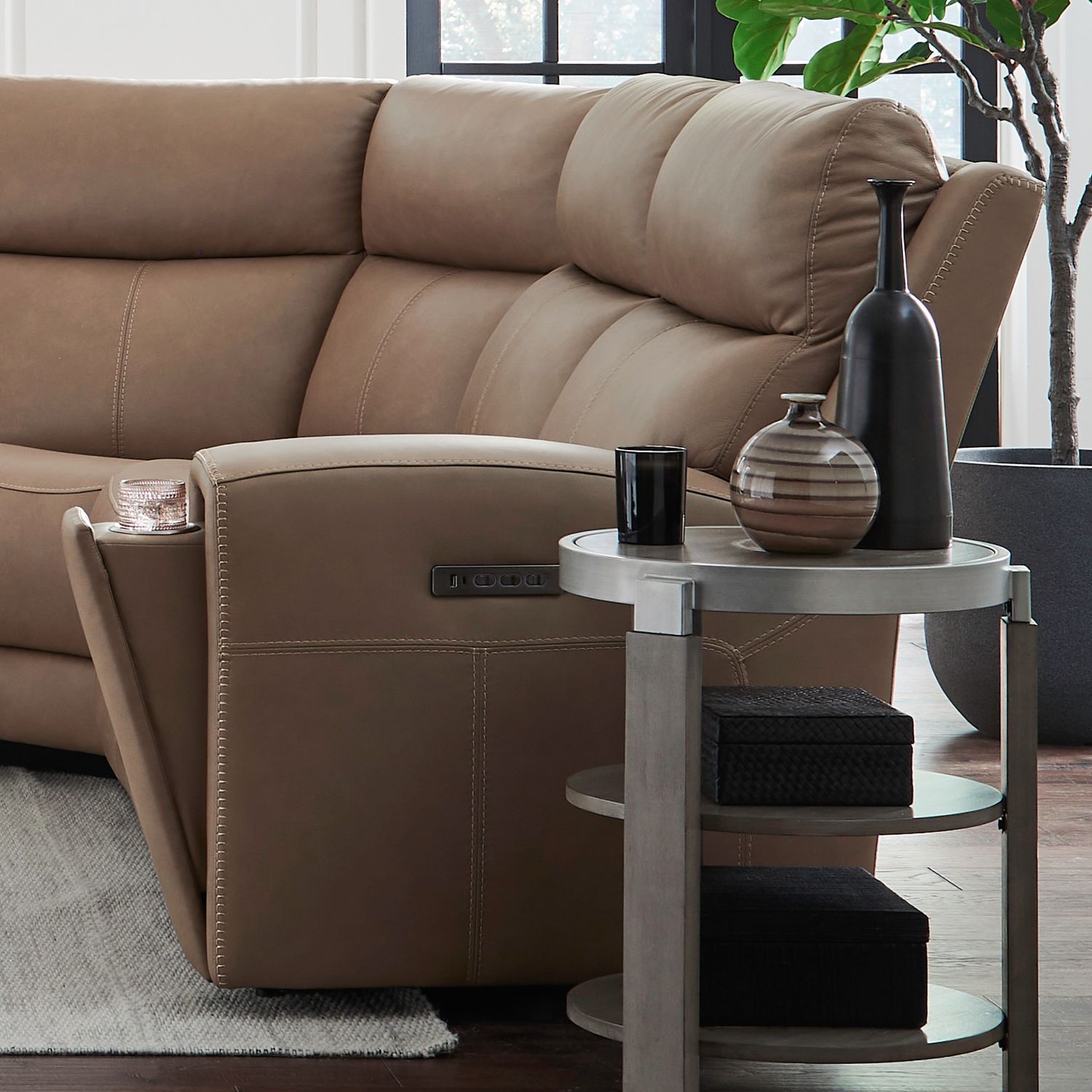 R Arm Recliner P3 & ZW