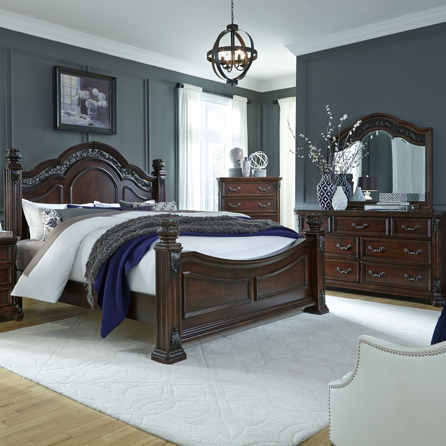 King California Poster Bed, Dresser & Mirror