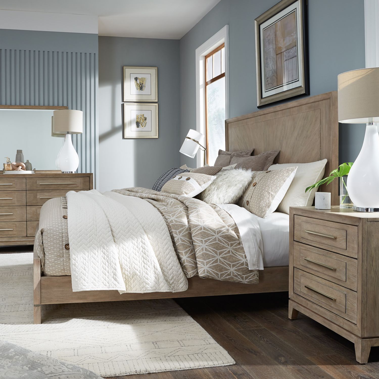 Queen Panel Bed, Dresser & Mirror, Night Stand