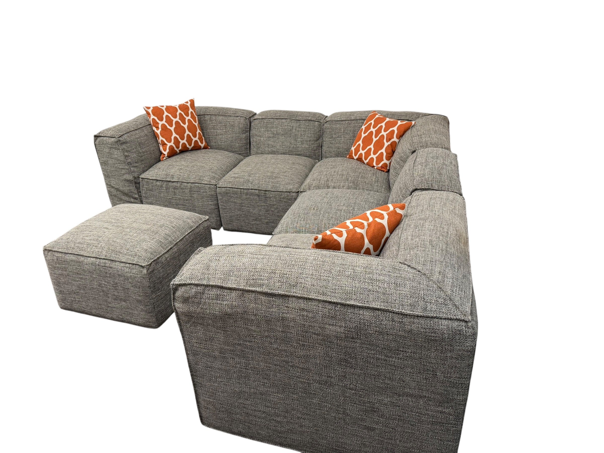 Cove Modular Sectional in Charcoal
