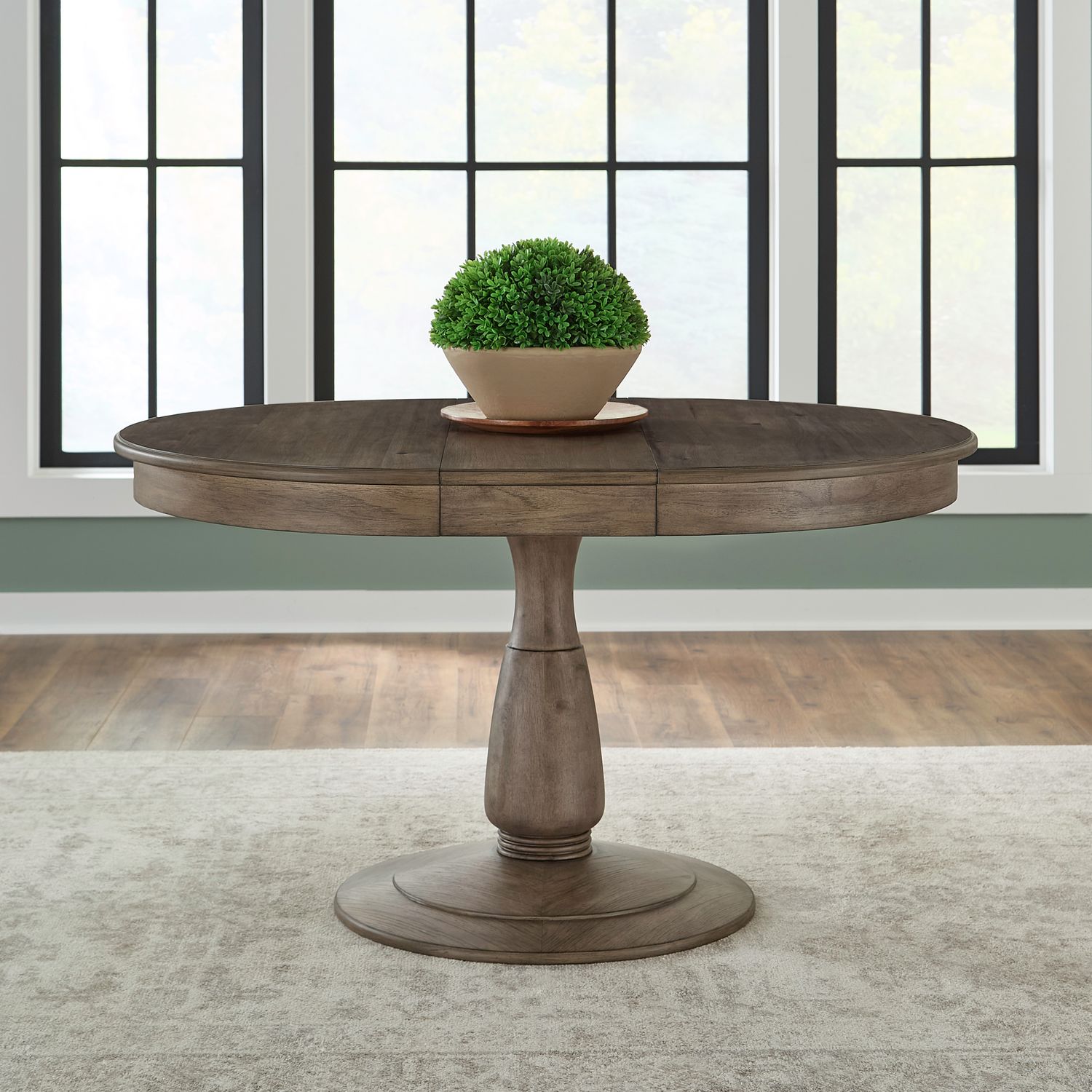 Pedestal Table Set