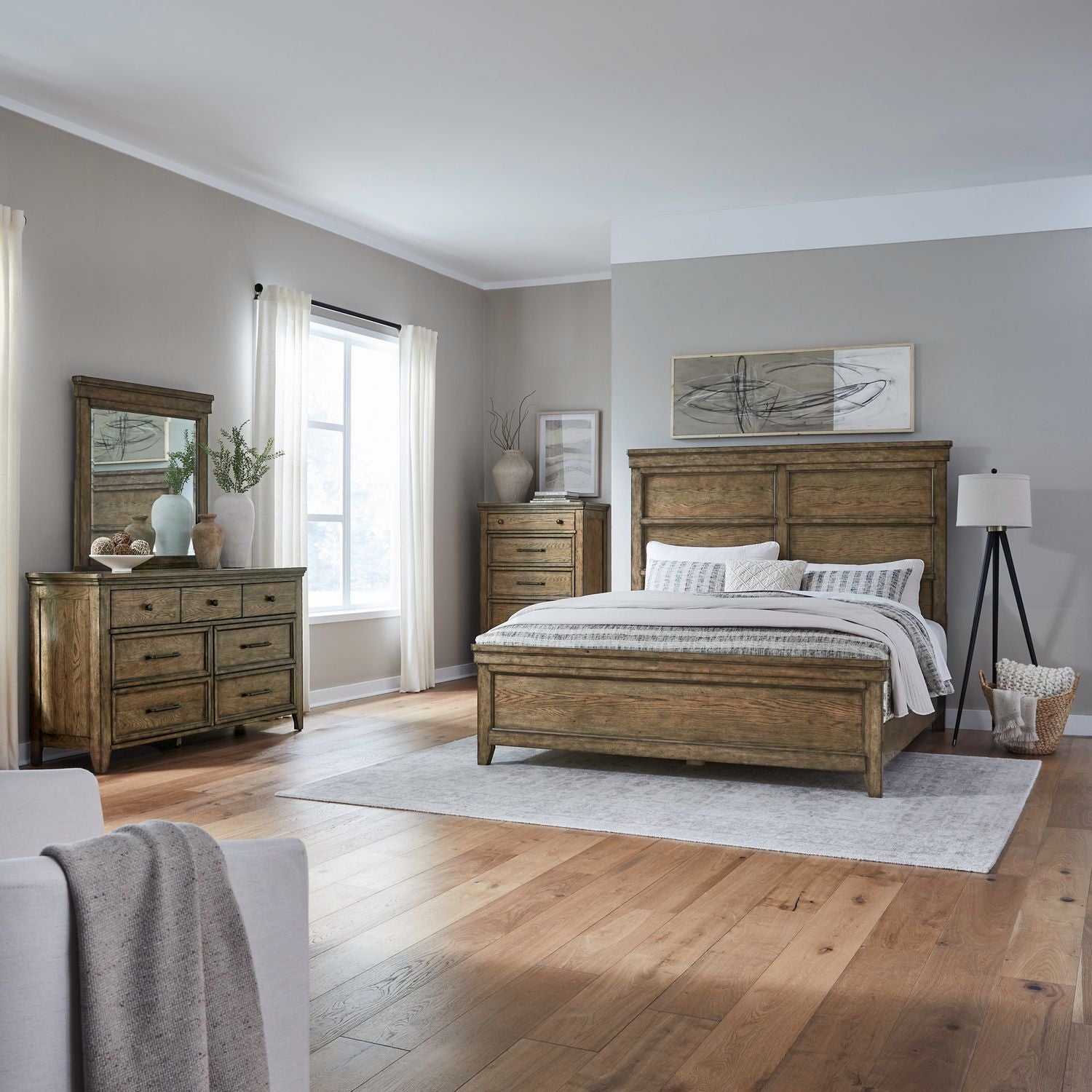 King California Panel Bed, Dresser & Mirror, Chest