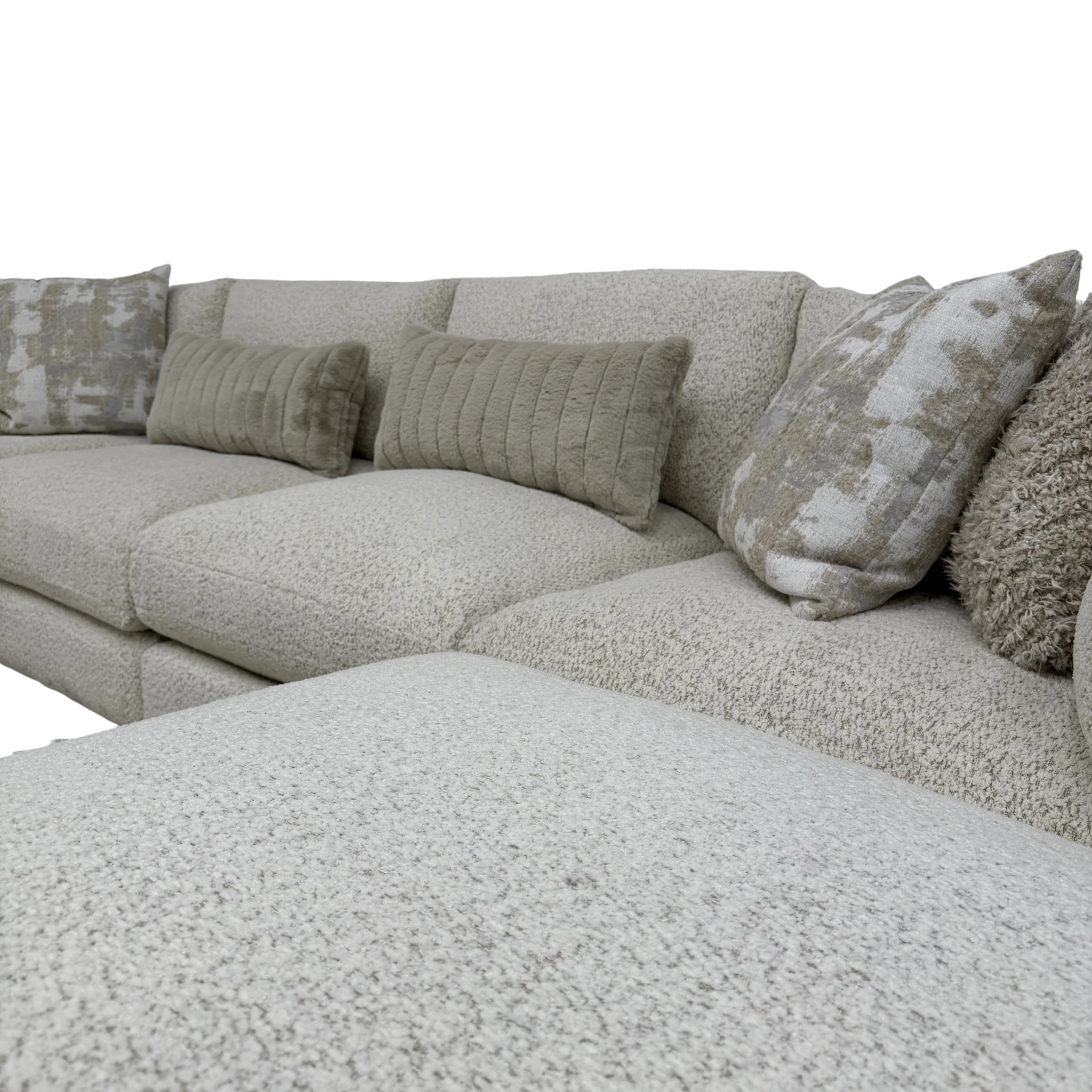Juniper 4-Piece Sectional with 2 Ottomans