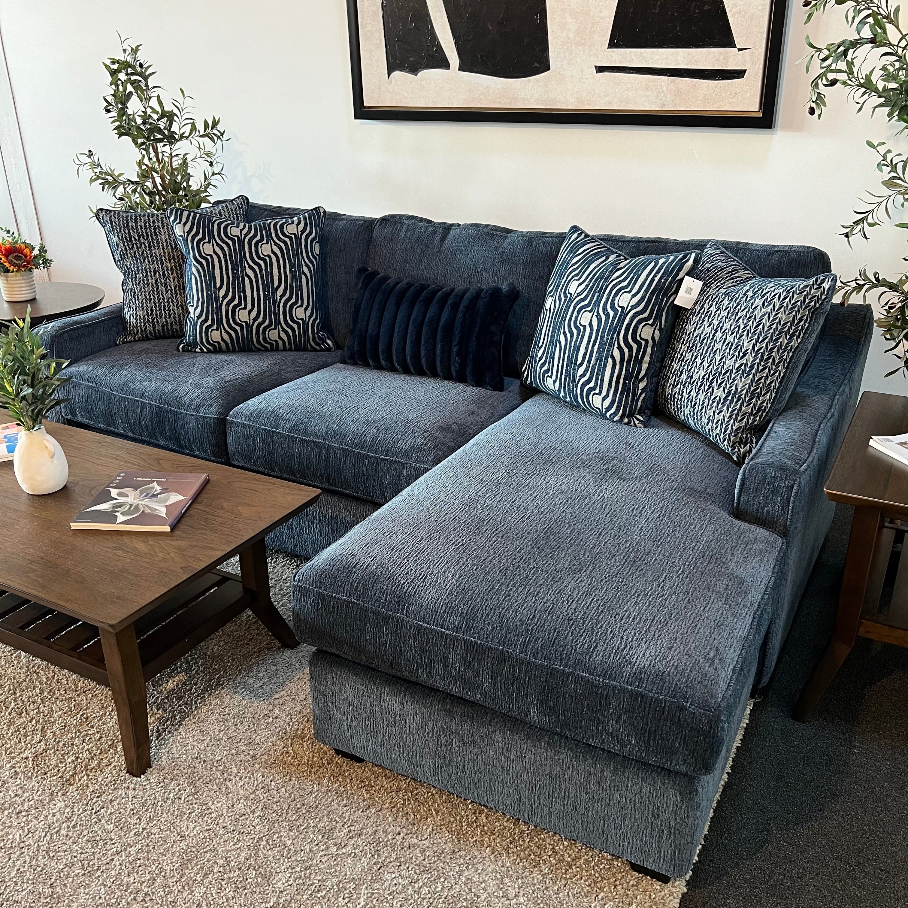 Michigan Sectional Sofa With Reversible Chaise in Blue