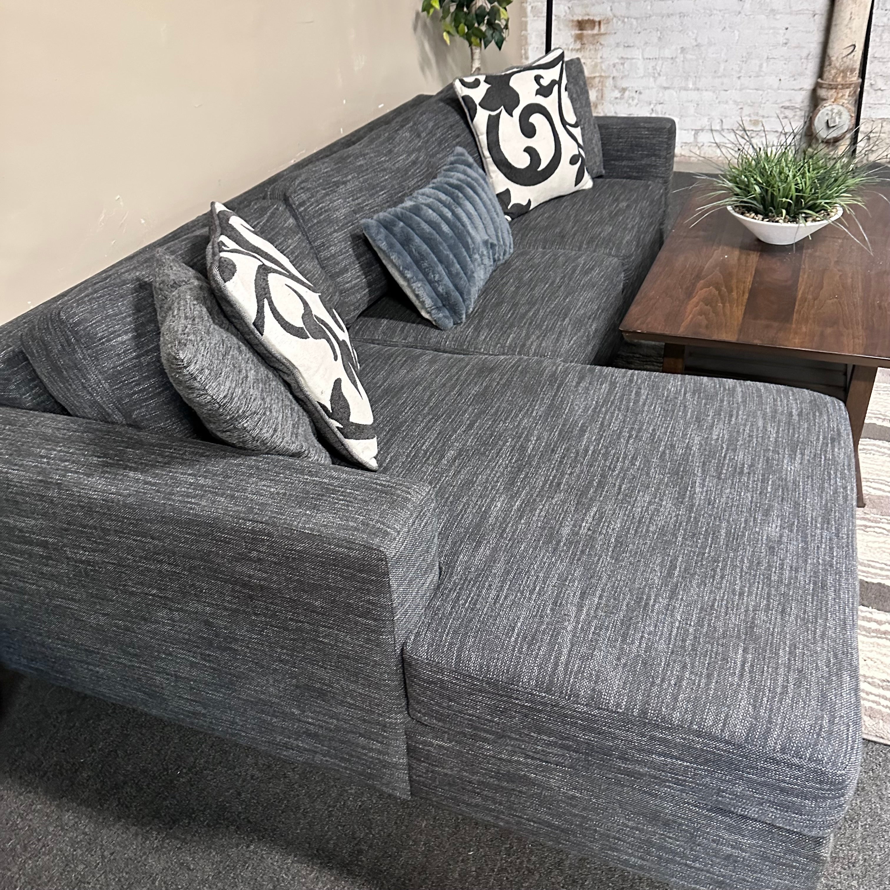 West Elm Urban Sectionl Sofa