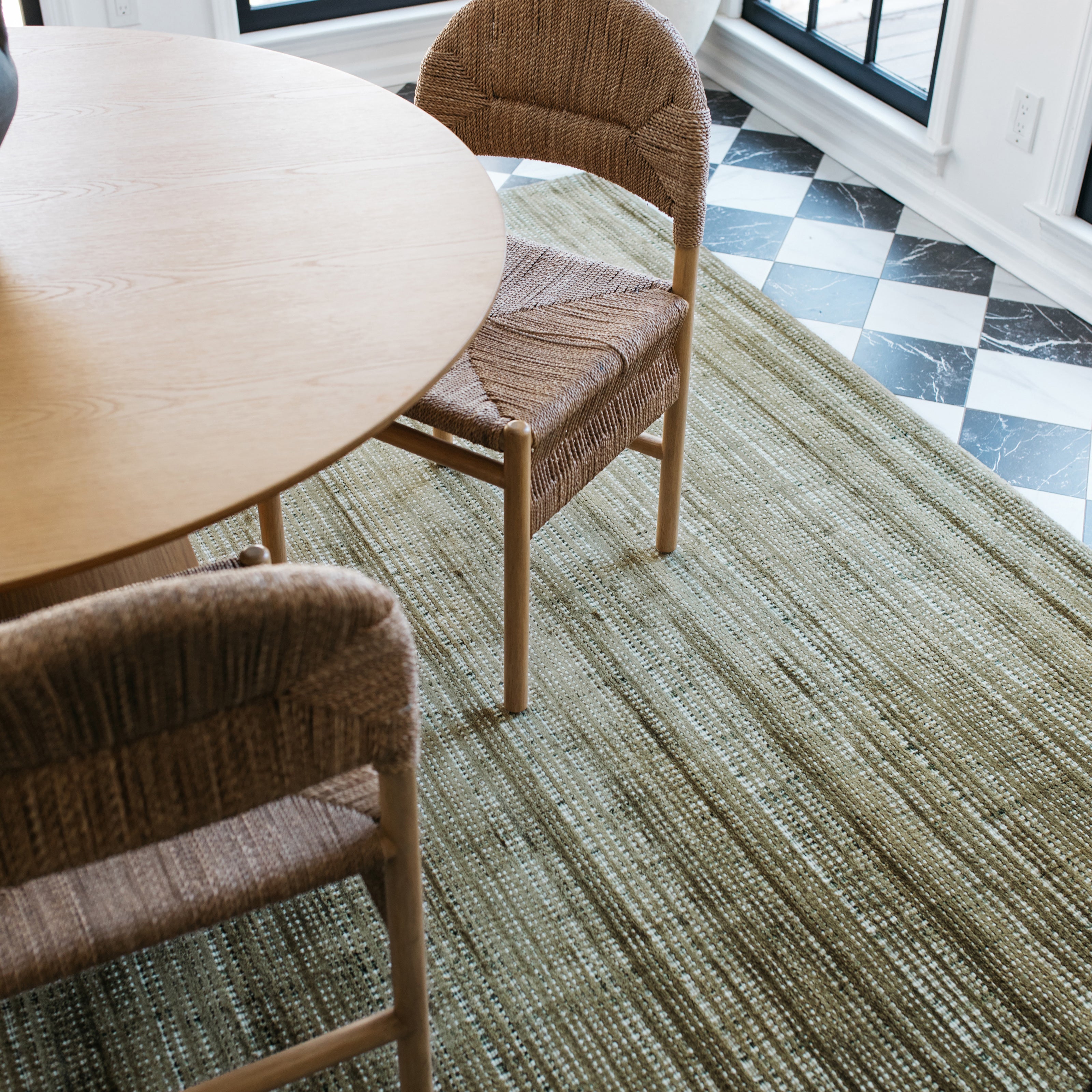 Oriental Weavers Circa CIR07 Green/Ivory Area Rug