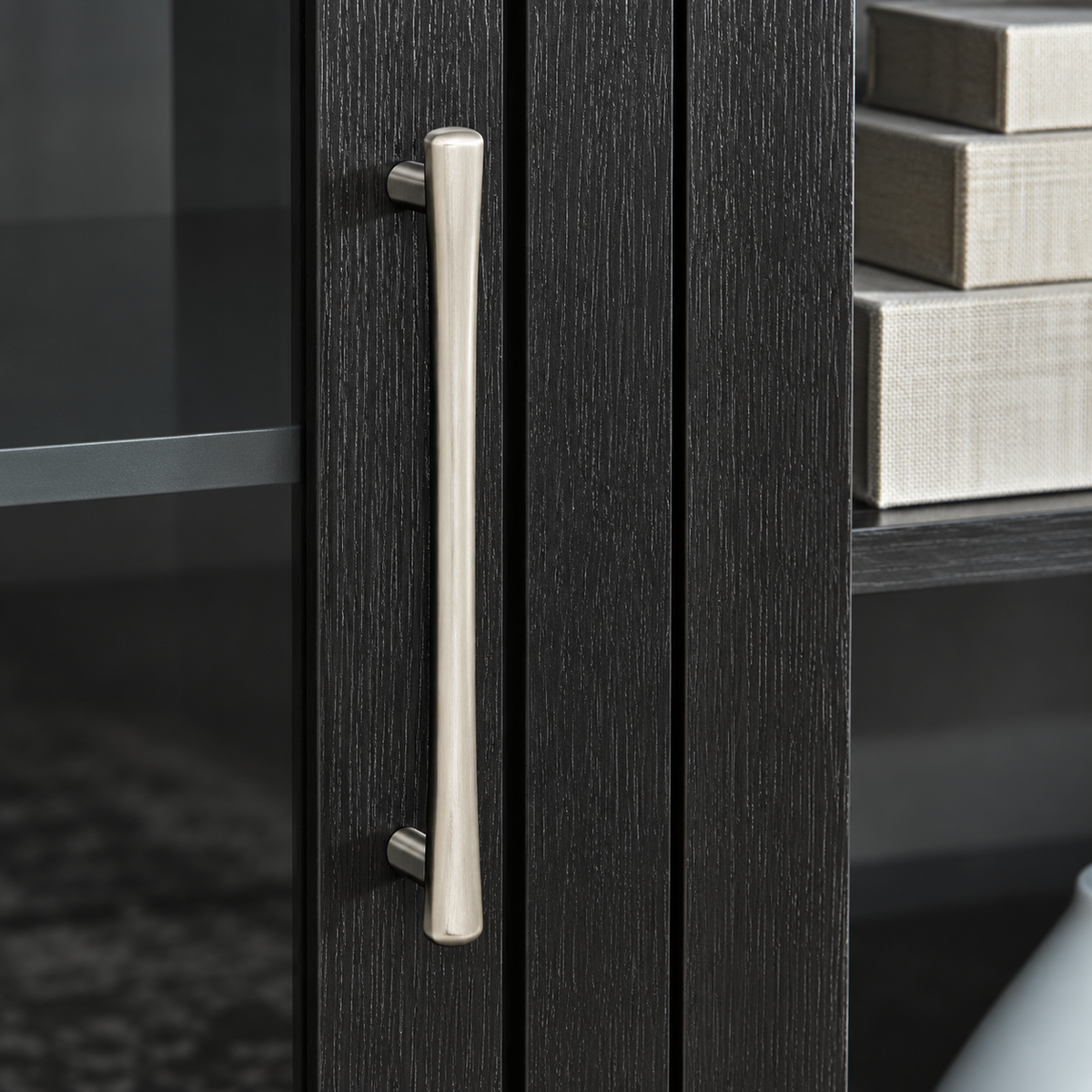 Lucia Dining Room Server
