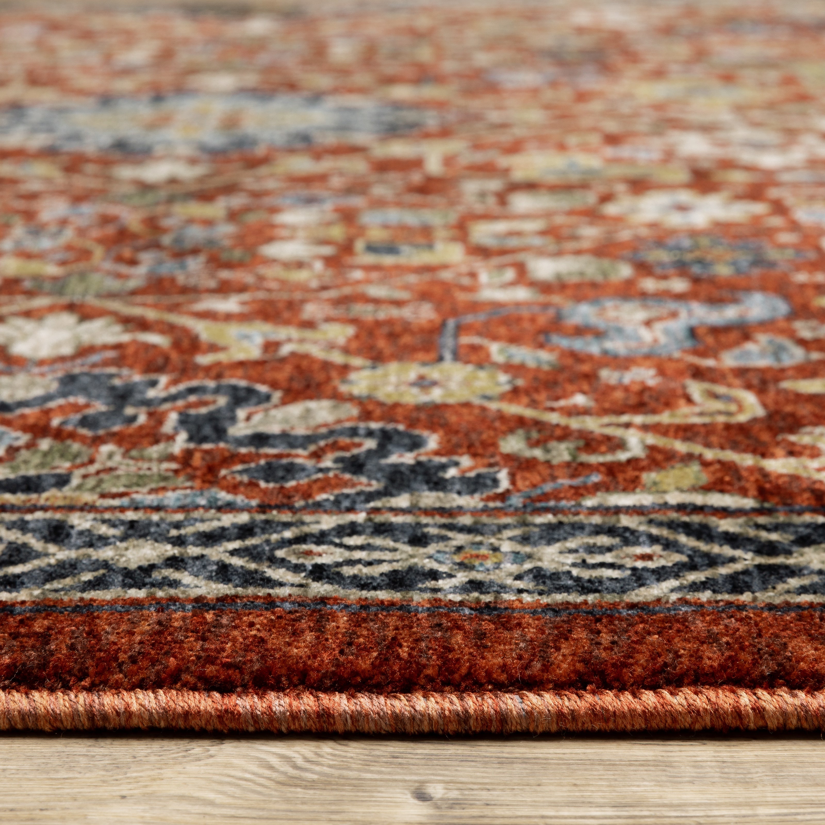 Oriental Weavers Aberdeen 6R Red/Multi Area Rug