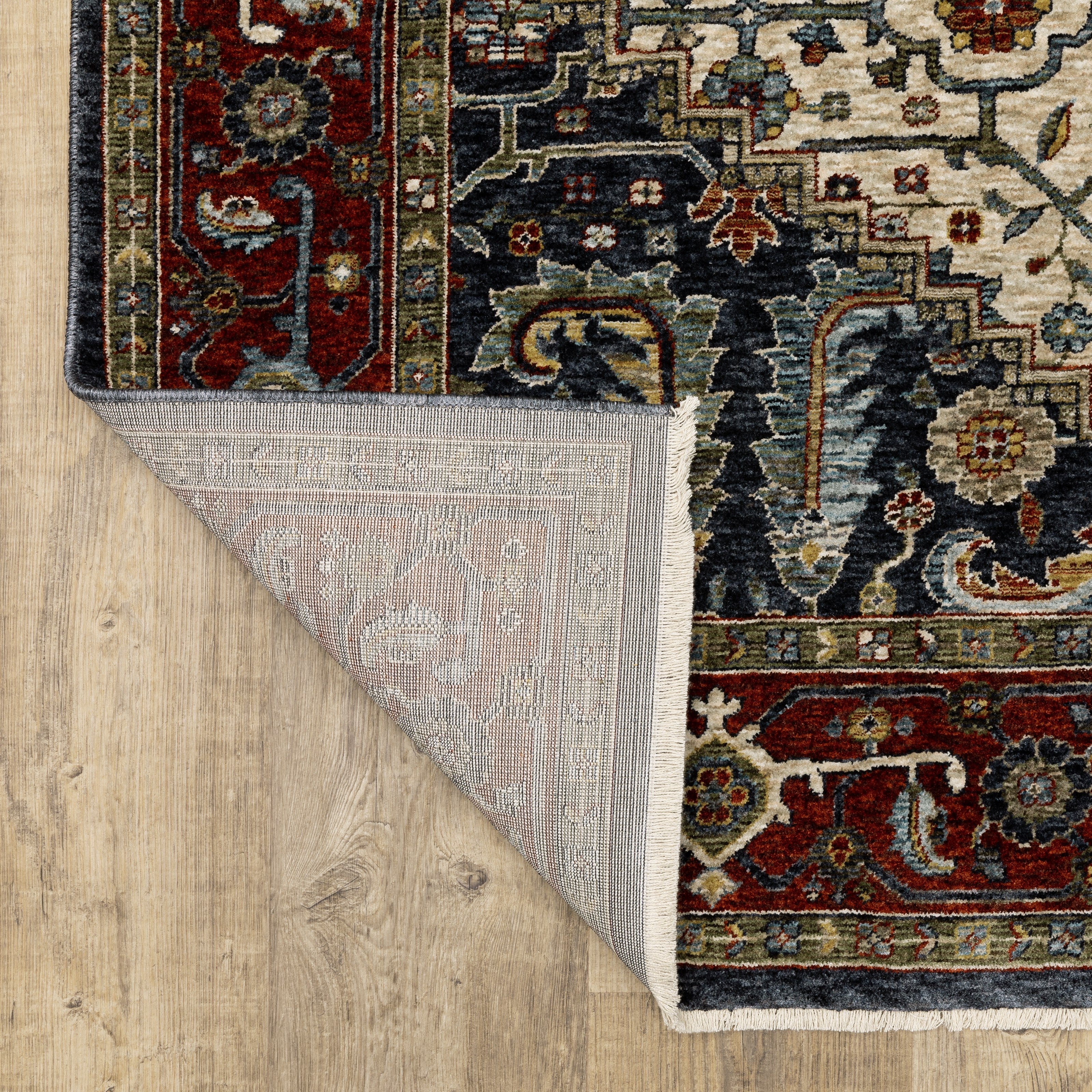 Oriental Weavers Aberdeen 752W Ivory/Red Area Rug