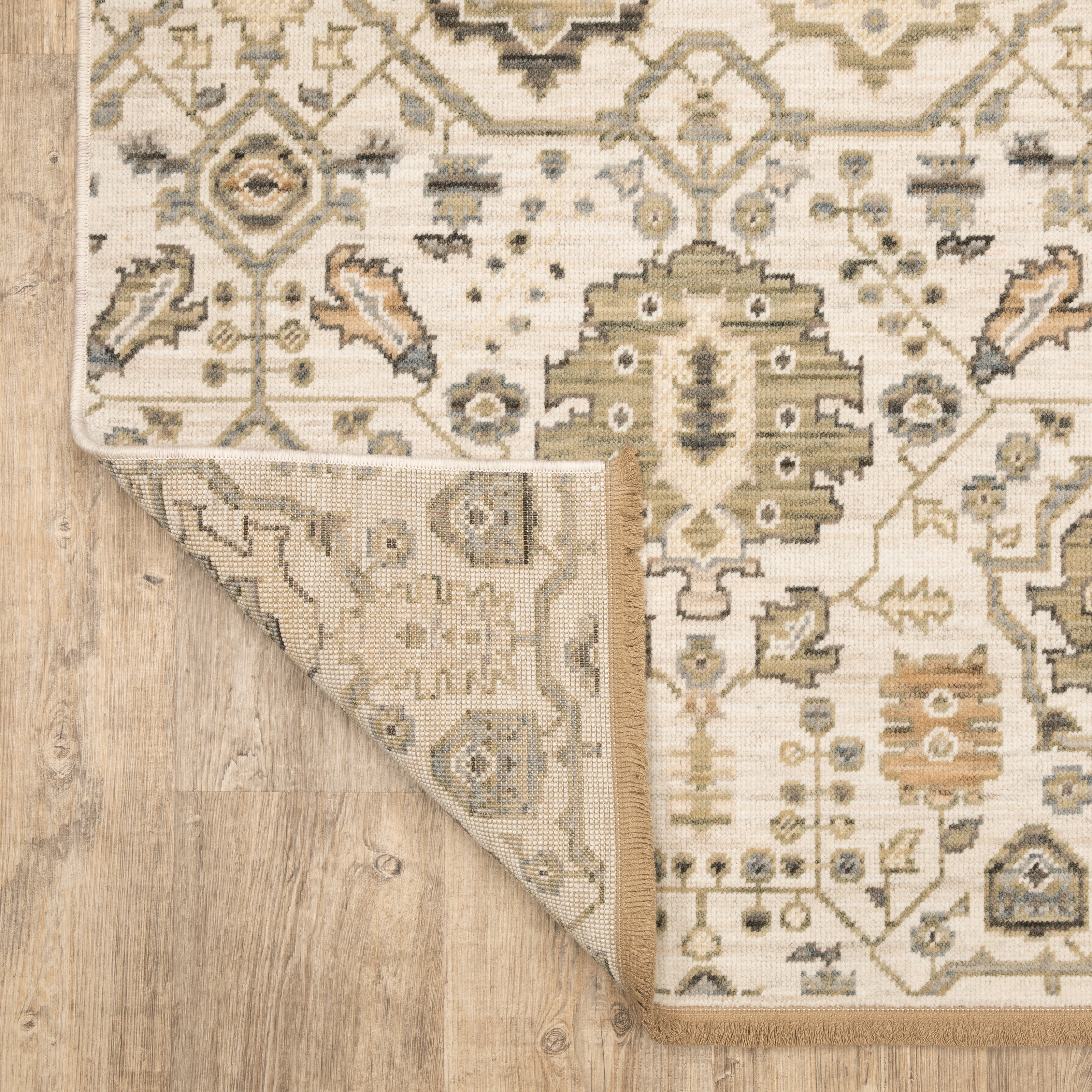 Oriental Weavers Acacia ACA16 Ivory/Gold Area Rug