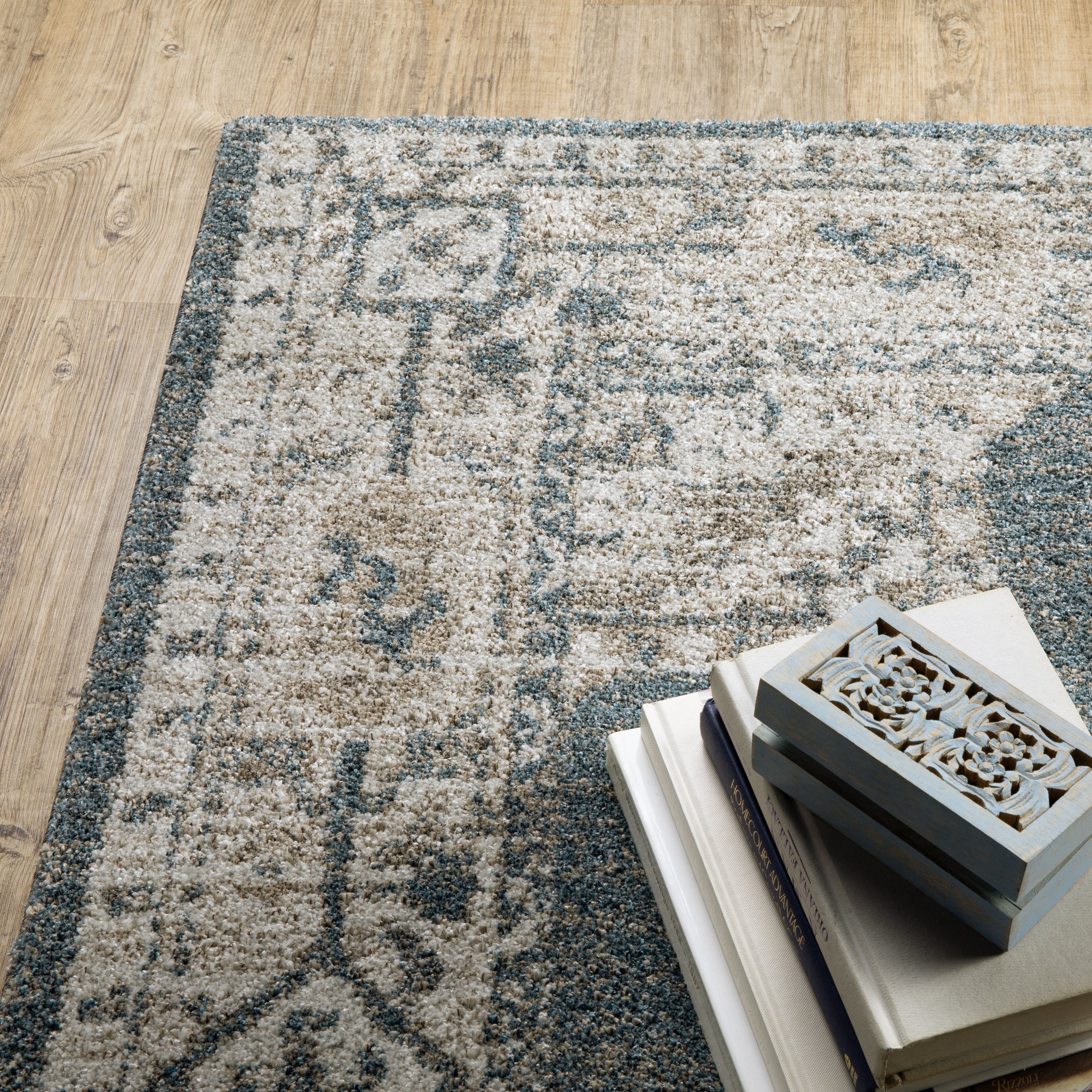 Oriental Weavers Alton 5501B Blue/Beige Area Rug