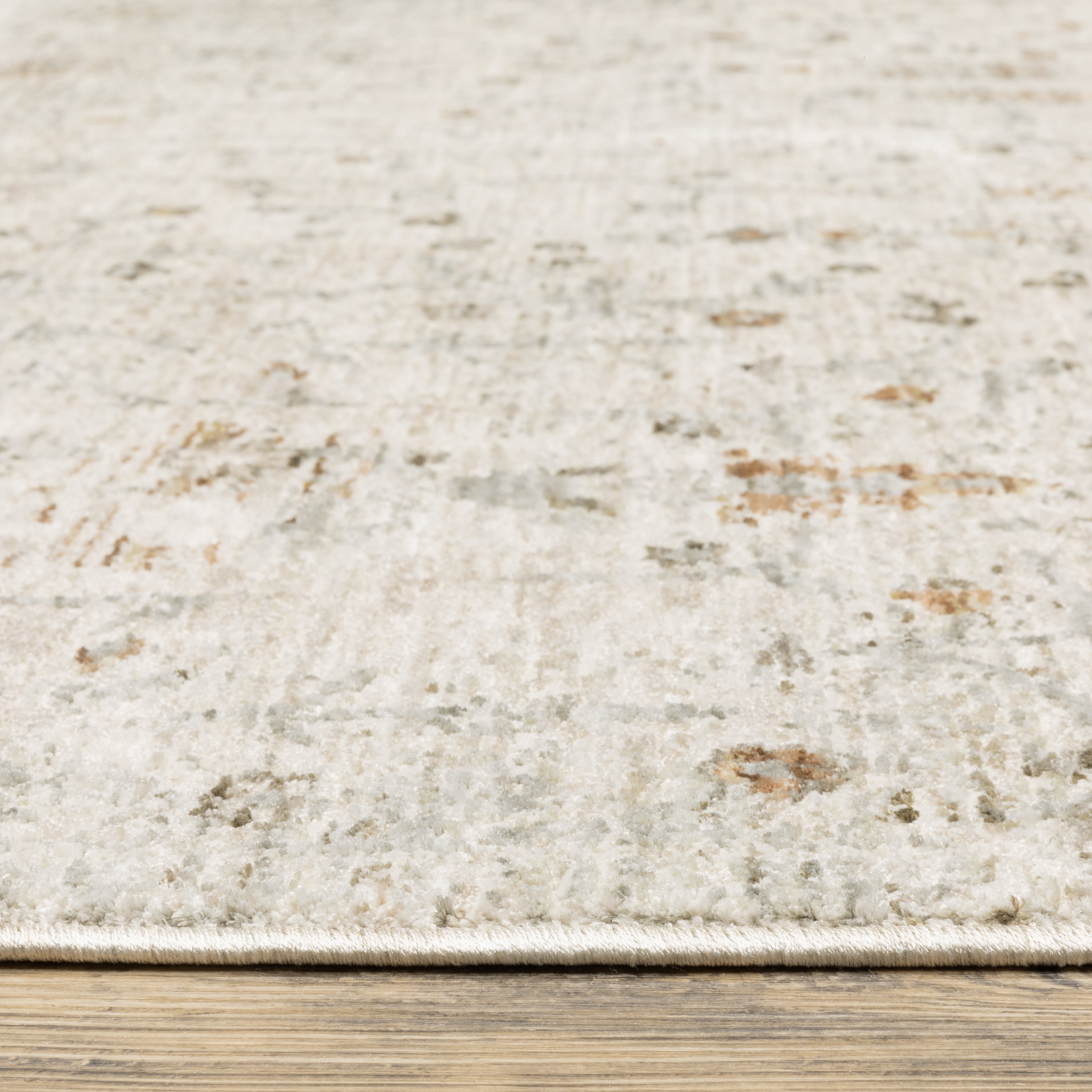 Oriental Weavers Avalon AVA01 Ivory/Beige Area Rug